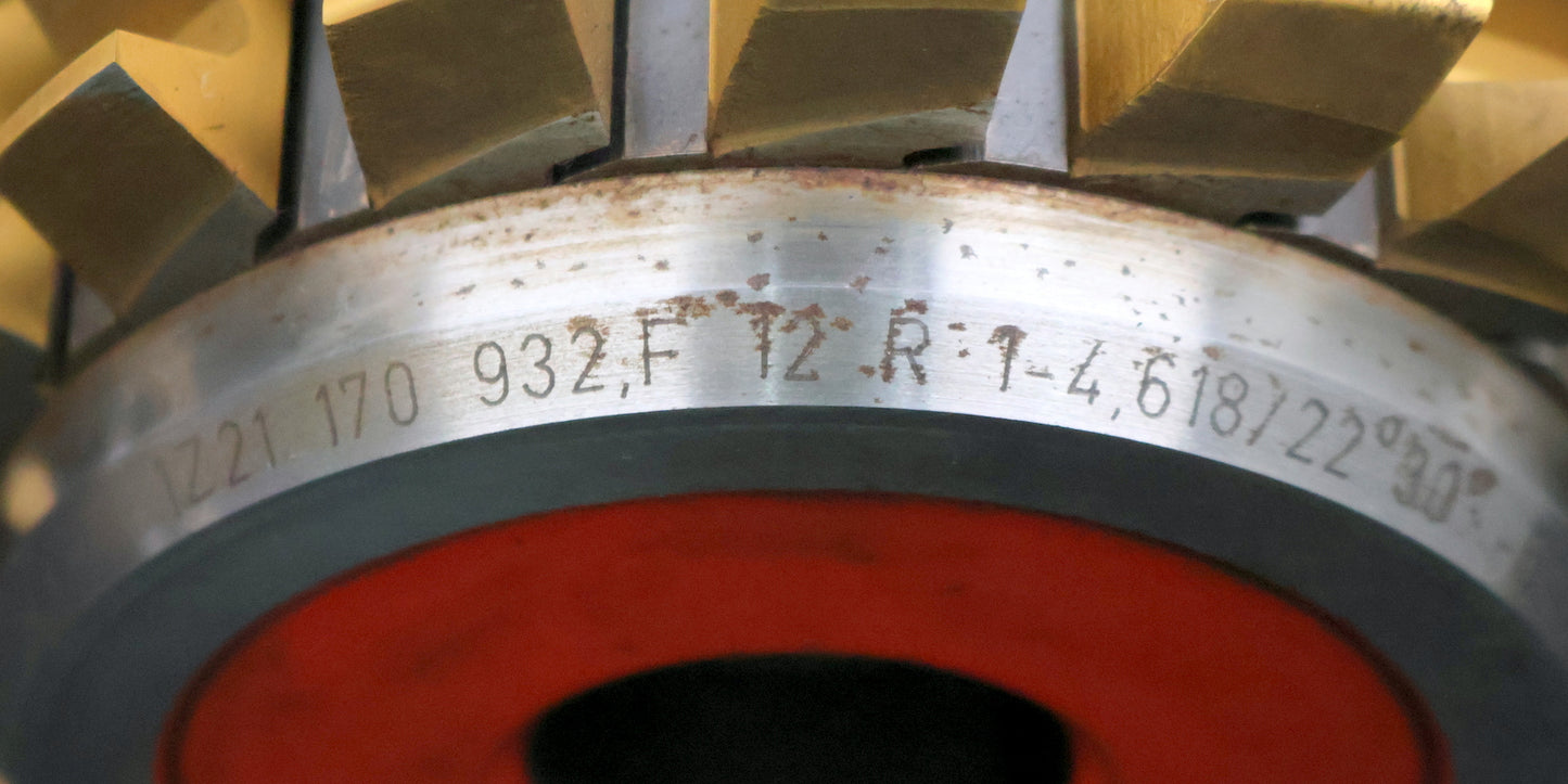Bild des Artikels SAAZOR-Zahnrad-Wälzfräser-gear-hob-m=-4,618mm-22°30'-EGW-Ø133x185xØ32mm-mit-LKN
