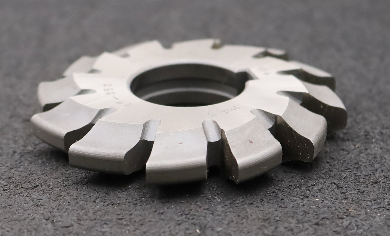 Bild des Artikels DOLD-Zahnformfräser-m=-5mm-No.-4-für-Z=-21-25-EGW-15°-gear-profile-cutter