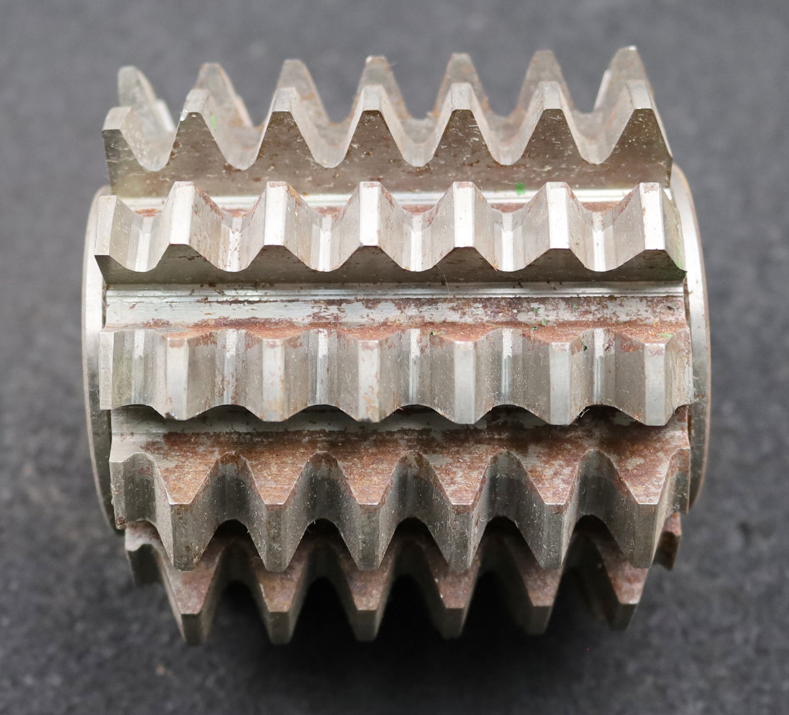 Bild des Artikels PWS-Zahnrad-Wälzfräser-m=-4,0mm-EGW-20°-BPIII-nach-DIN-3972-Ø90x89xØ32mm-mit-LKN