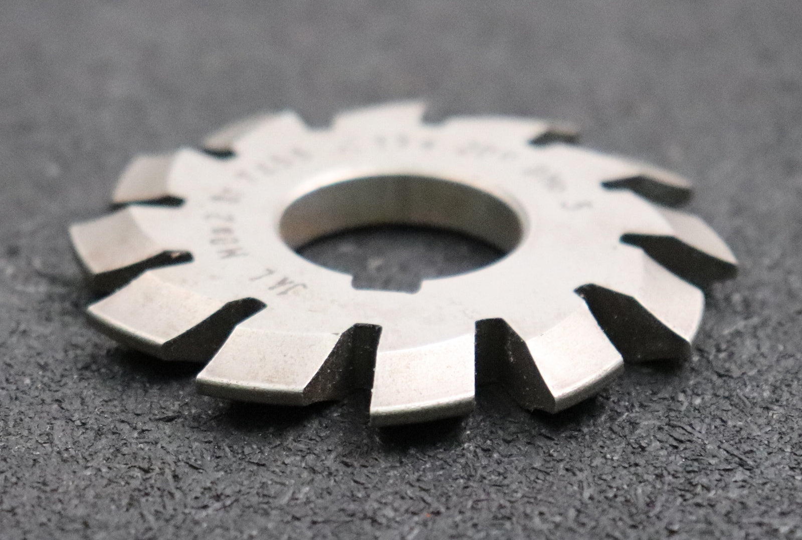 Bild des Artikels JAL-Zahnformfräser-gear-profile-cutter-m=-2mm-Nr.-7-Zähnezahlbereich-Z=-55-134