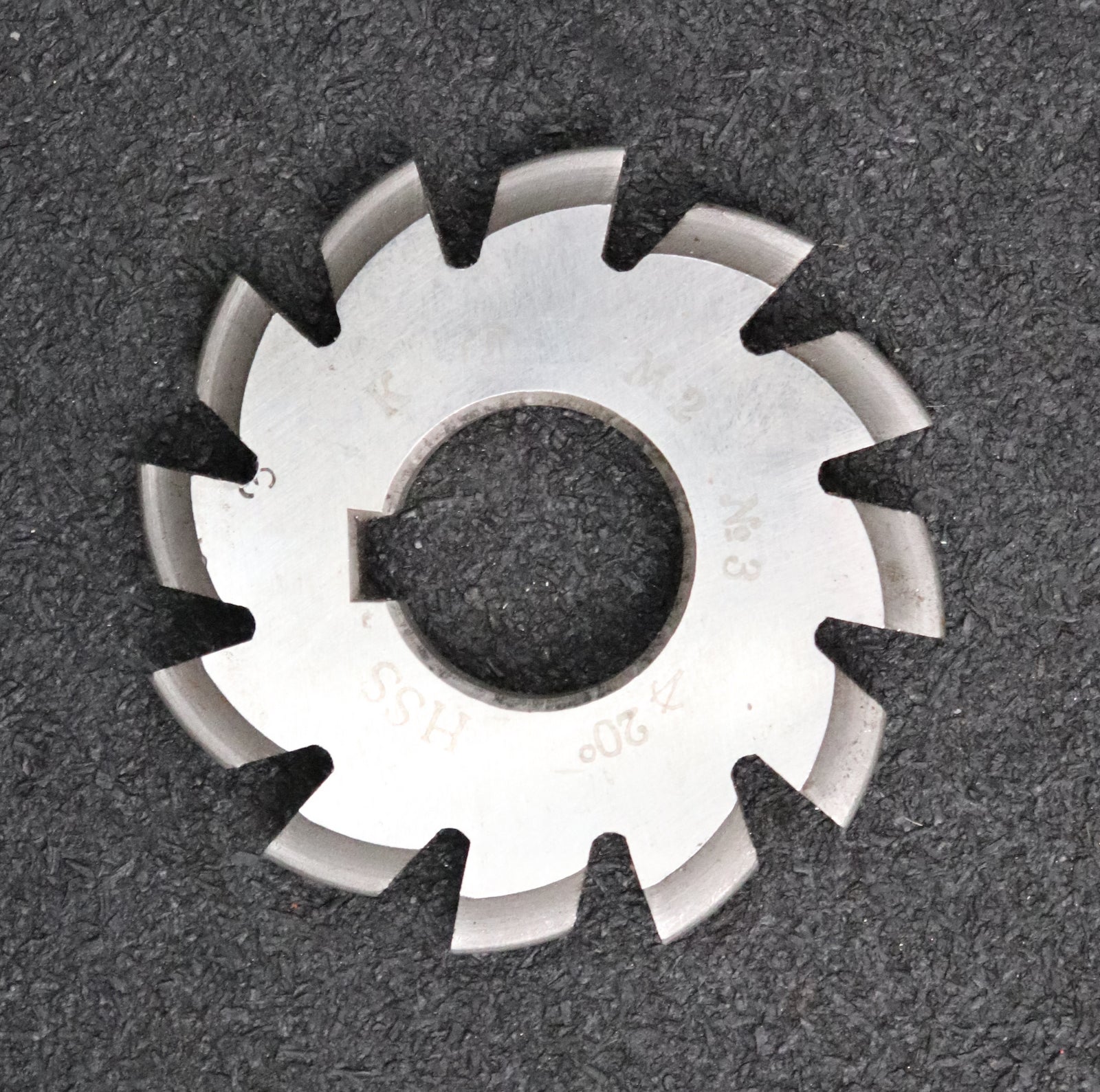 Bild des Artikels Zahnformfräser-gear-profile-cutter-m=-2mm-Nr.-3-für-Zähnezahlbereich-Z=-17-20