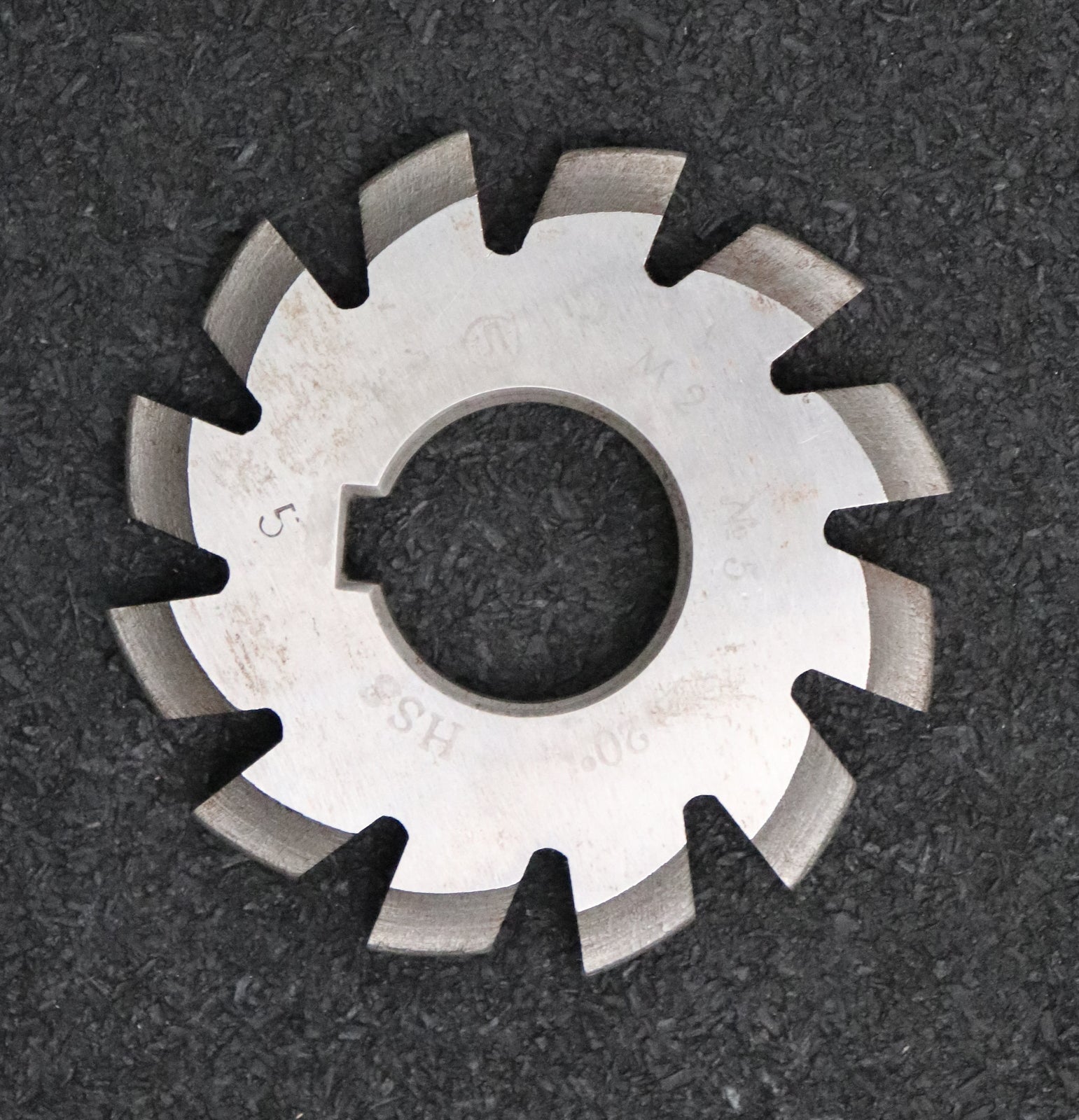 Bild des Artikels Zahnformfräser-gear-profile-cutter-m=-2mm-Nr.-5-für-Zähnezahlbereich-Z=-26-34