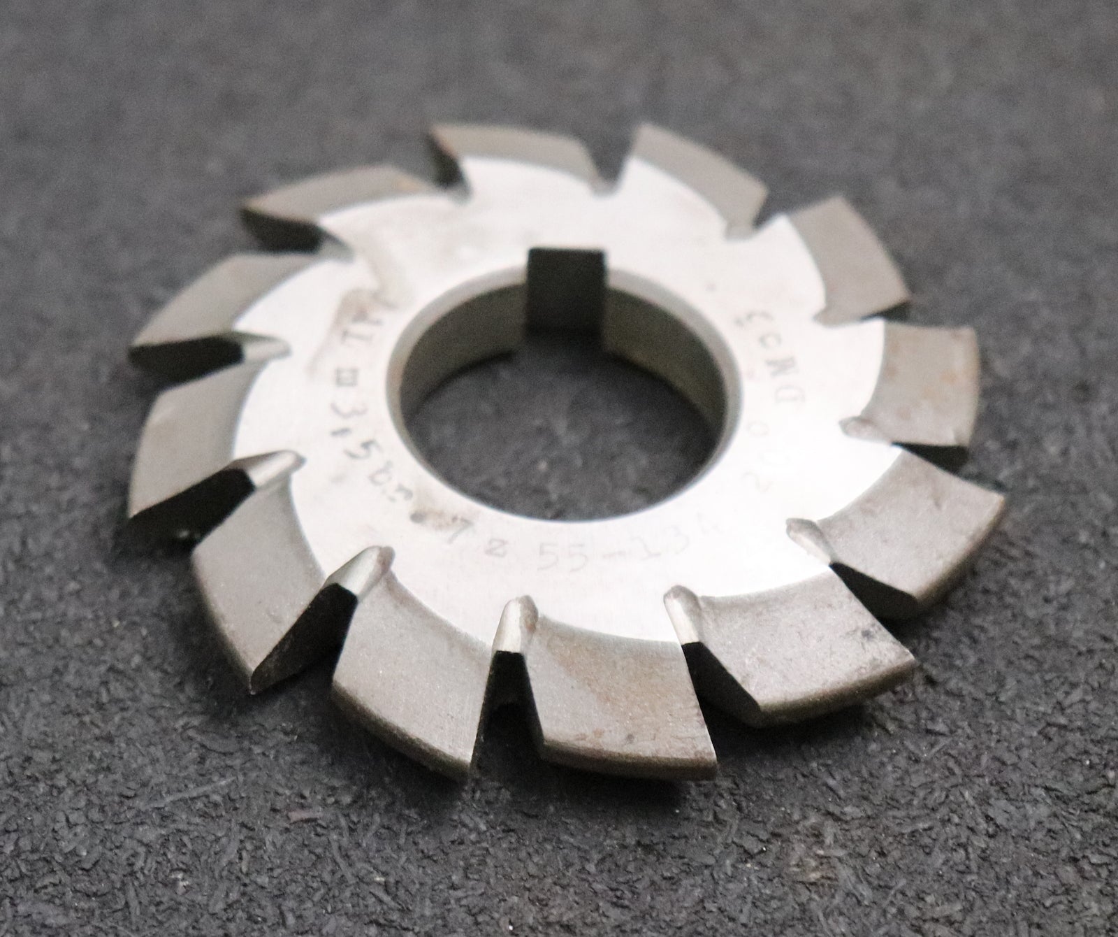Bild des Artikels JAL-Zahnformfräser-gear-profile-cutter-m=-3,5mm-Nr.-7-Zähnezahlbereich-Z=-55-134
