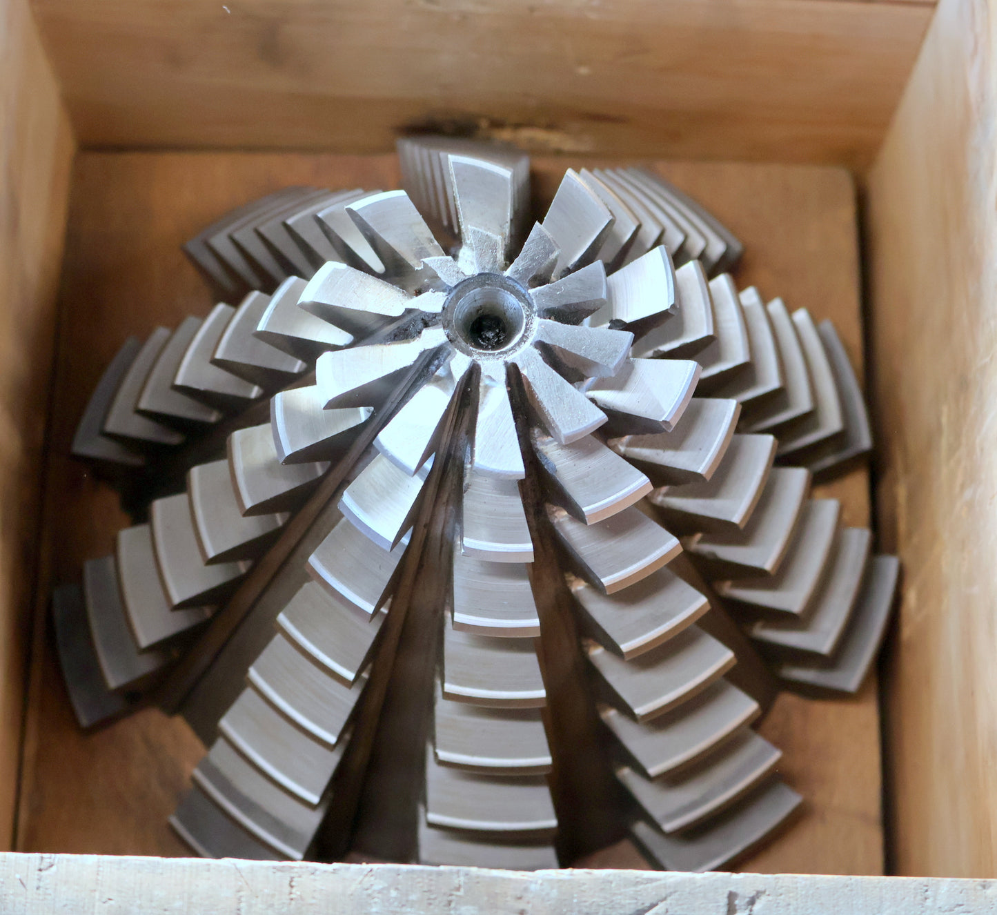 KLINGELNBERG Palloid-Wälzfräser m= 6,0 17°30' EGW Zahnform III 1-gängig Re