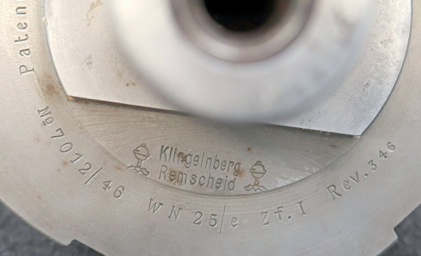 KLINGELNBERG Palloid-Wälzfräser m= 5,0 20° EGW Zahnform I 1-gg. Re. Rest 85%