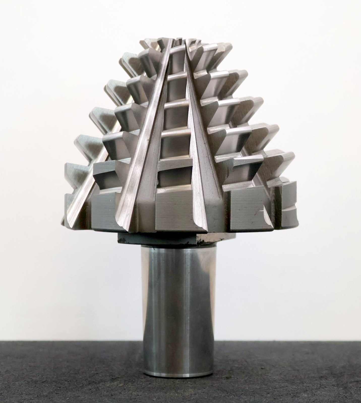 KLINGELNBERG Palloid-Wälzfräser m= 6,0 20° EGW Zahnform I Rest 75% 1-gg. Re.