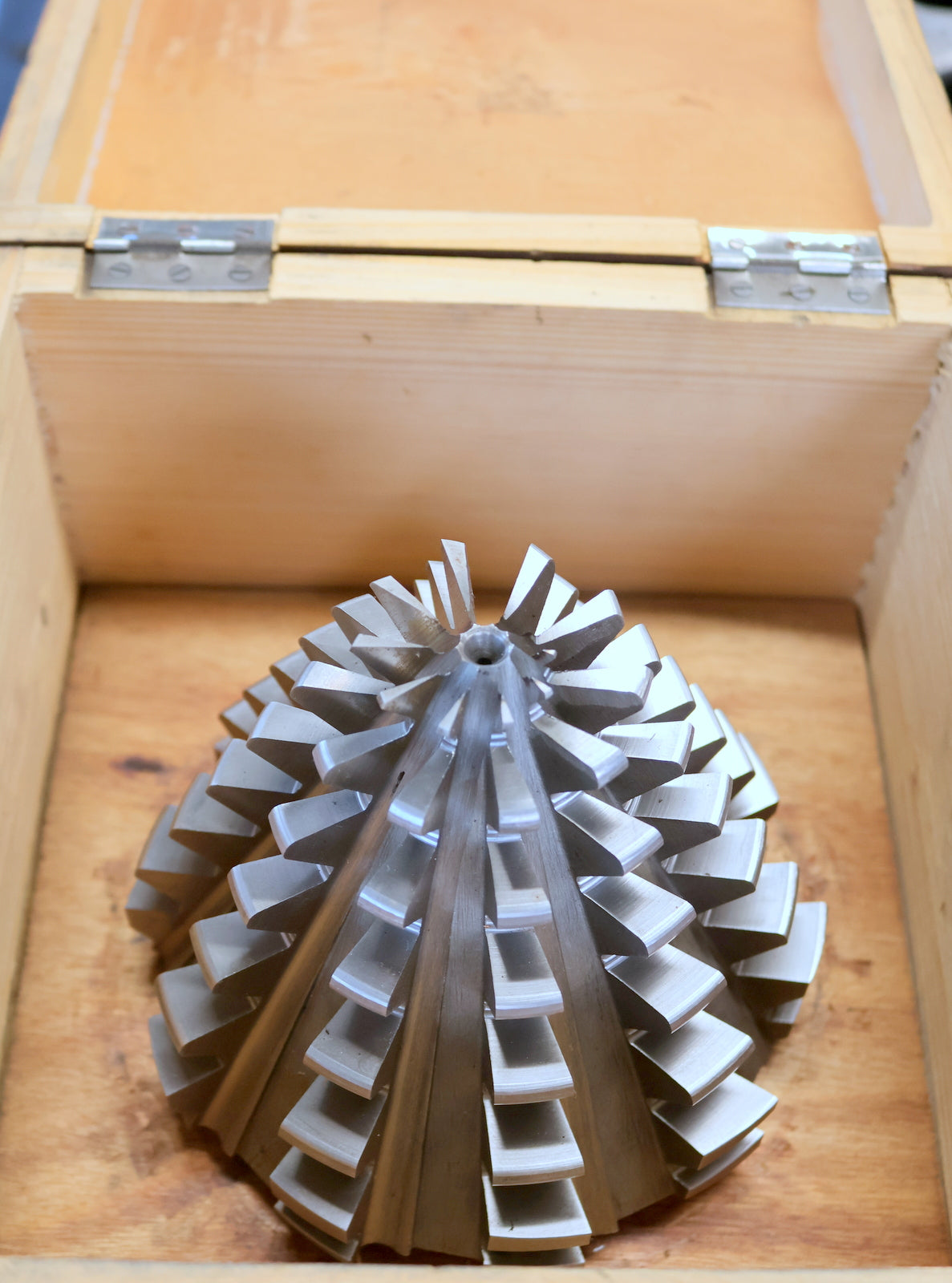 KLINGELNBERG Palloid-Wälzfräser m= 6,0 20° EGW Zahnform I 1-gg. Re. Rest 70%