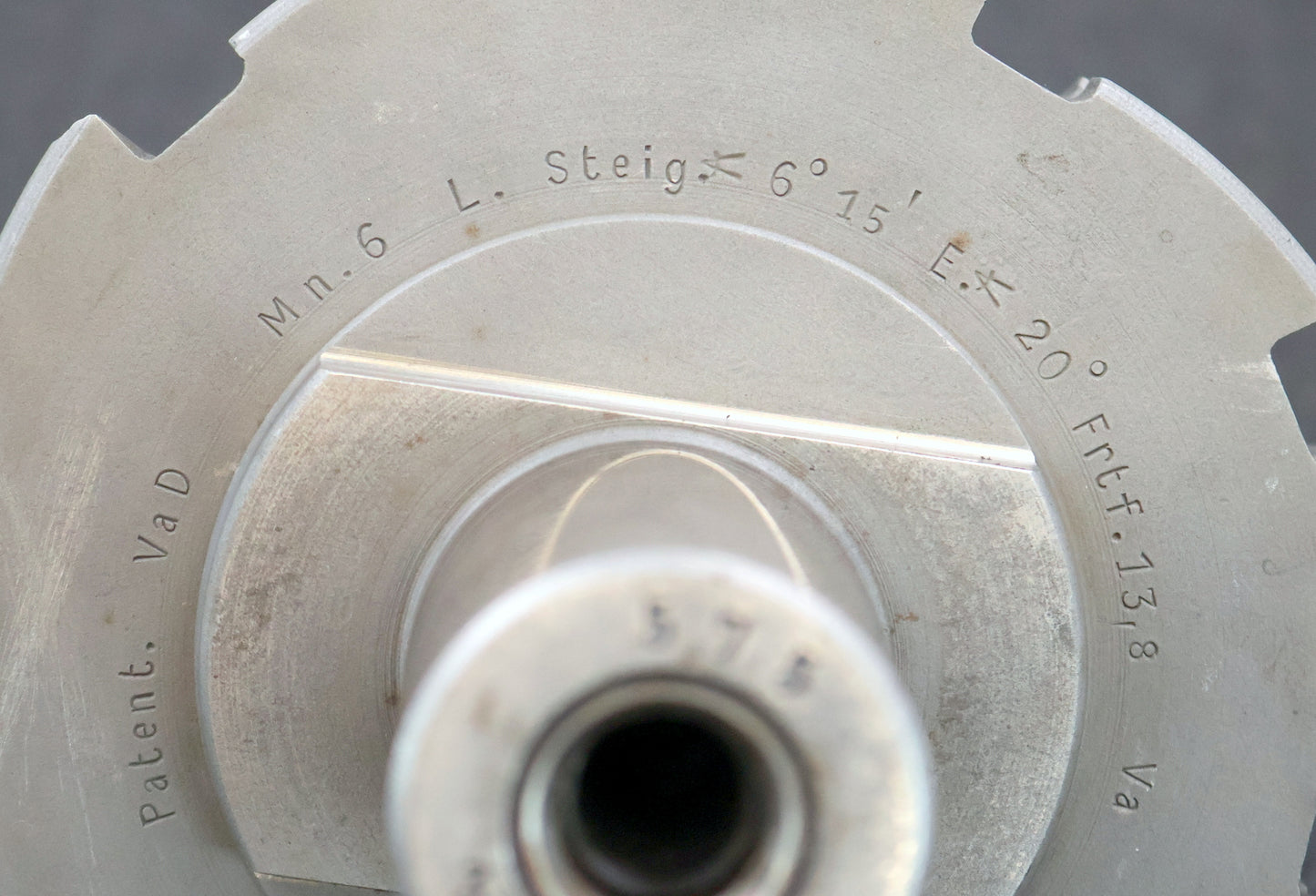 KLINGELNBERG Palloid-Wälzfräser m= 6,0 20° EGW Zahnform I 1-gg. Li.