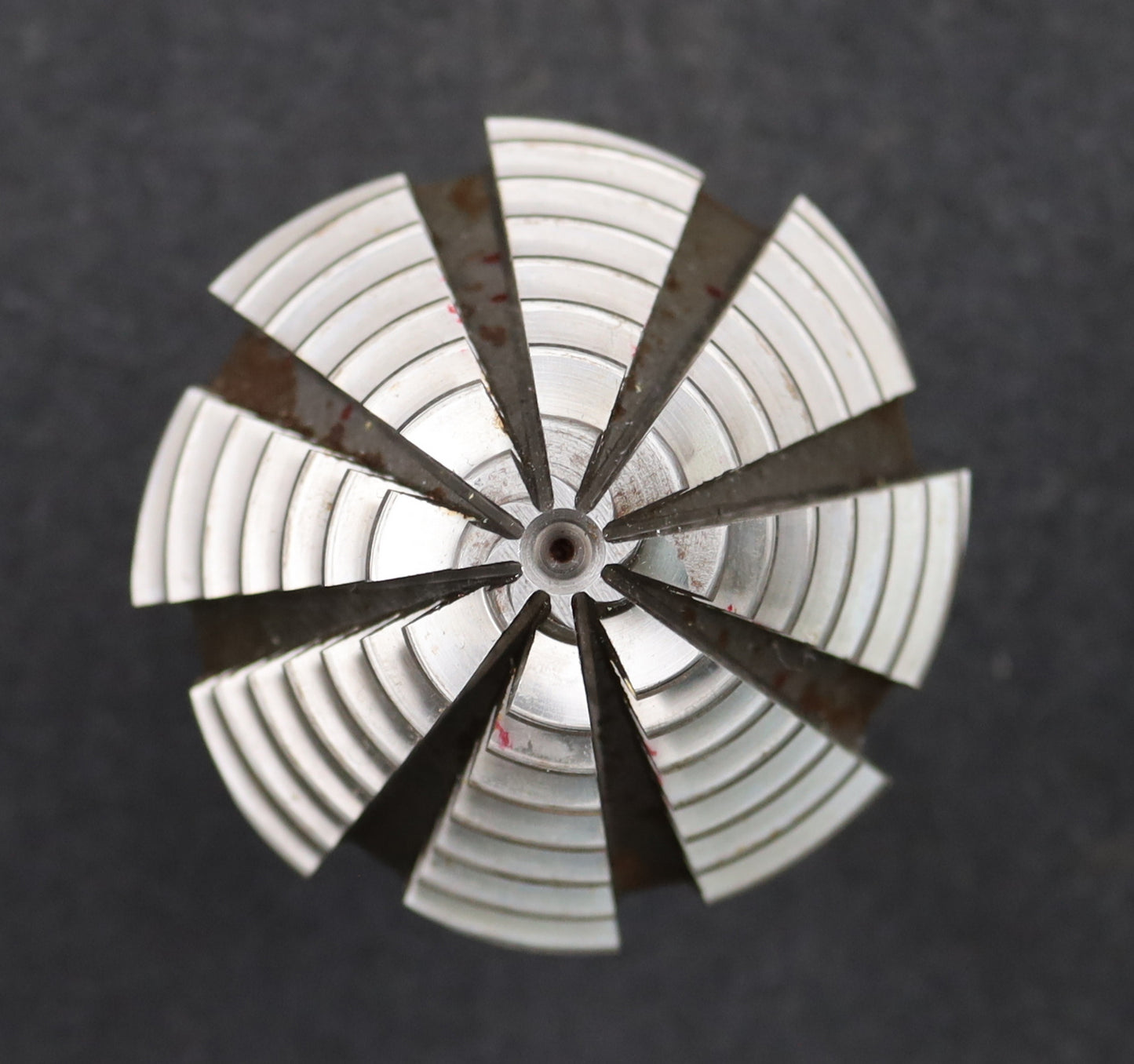 Bild des Artikels KLINGELNBERG-Palloid-Wälzfräser-m=-3,25-20°-EGW-Zahnform-I-1-gg.-Rechts-Rest-95%
