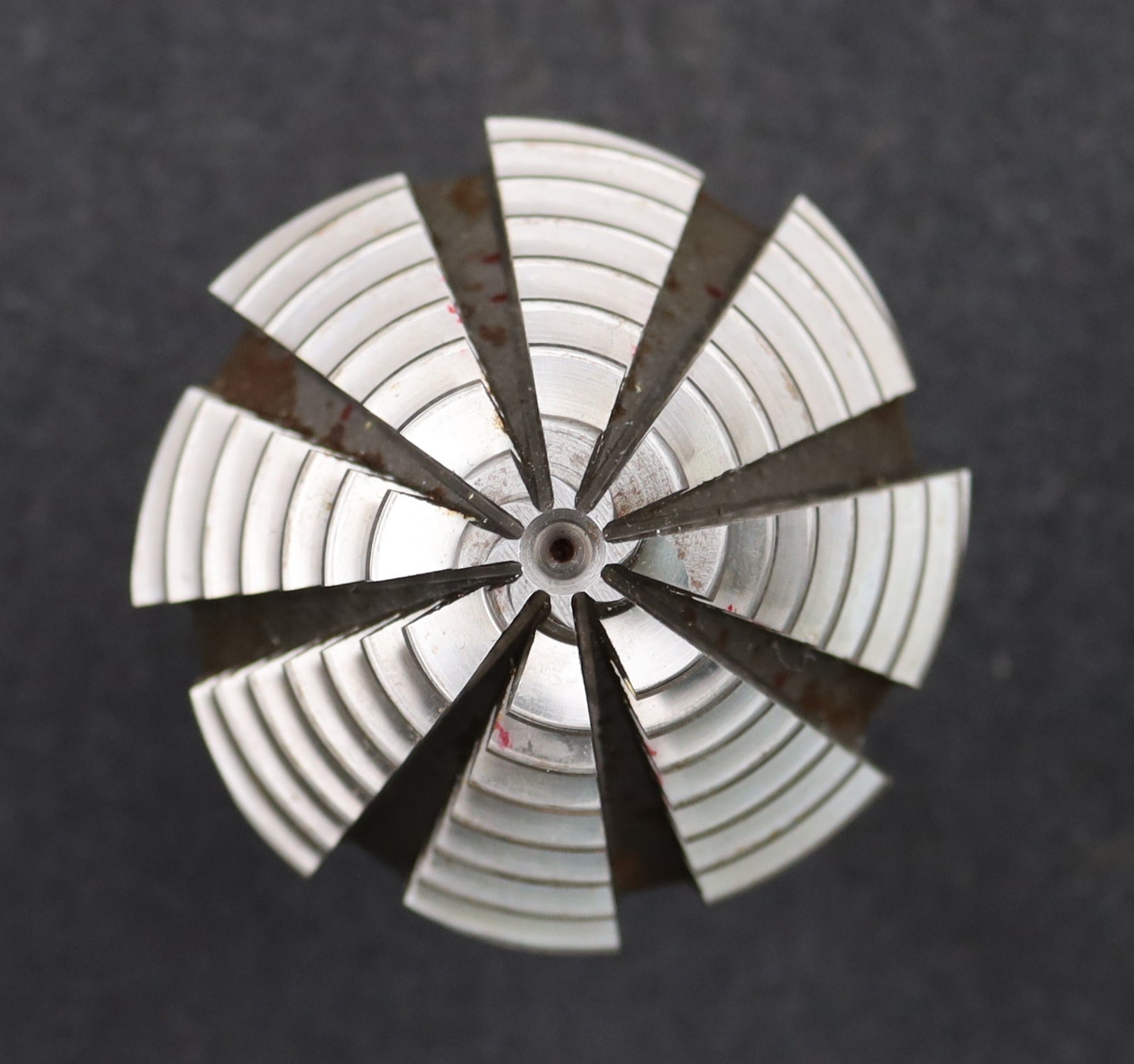 Bild des Artikels KLINGELNBERG-Palloid-Wälzfräser-m=-3,25-20°-EGW-Zahnform-I-1-gg.-Rechts-Rest-95%