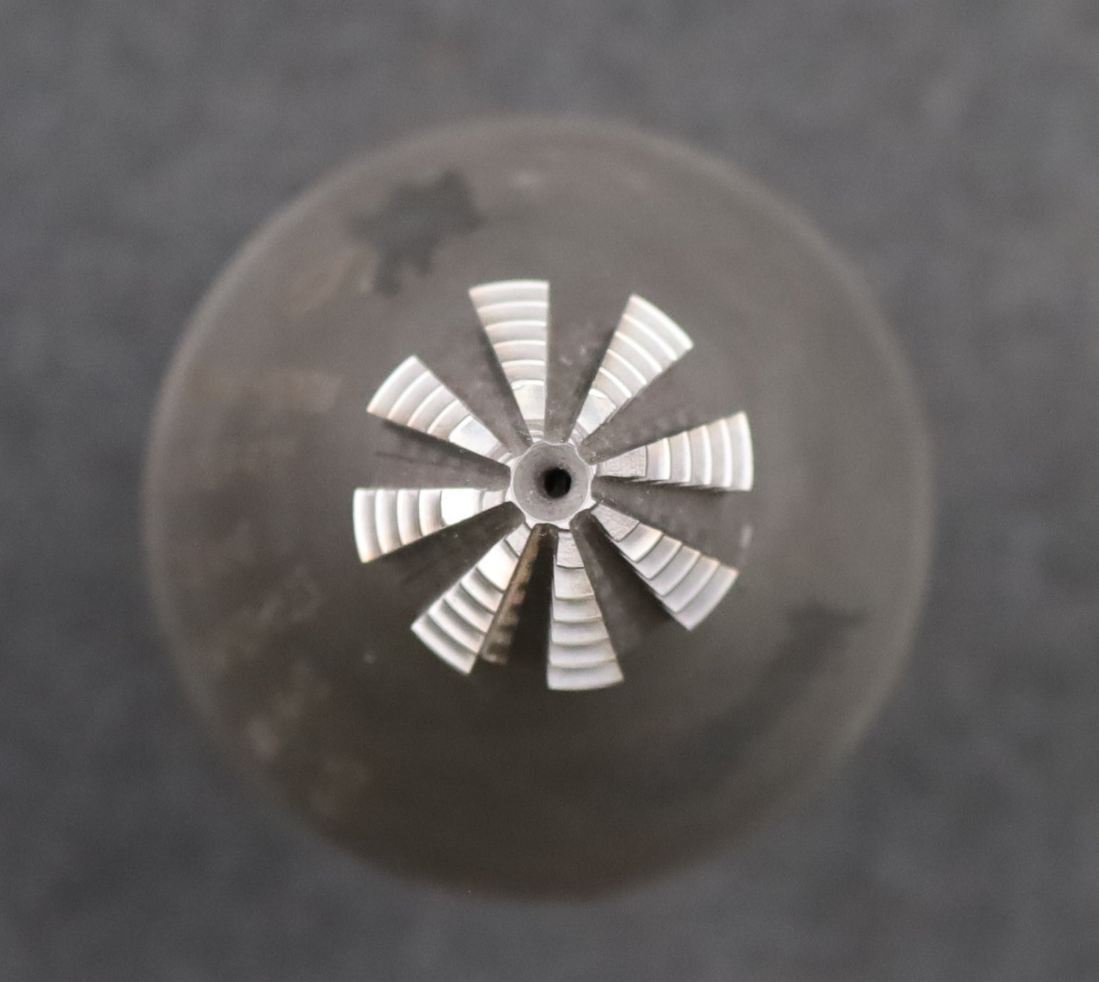 Bild des Artikels KLINGELNBERG-Palloid-Wälzfräser-m=-1,0-20°-EGW-Zahnform-I-1-gg.-Links-Rest-70%