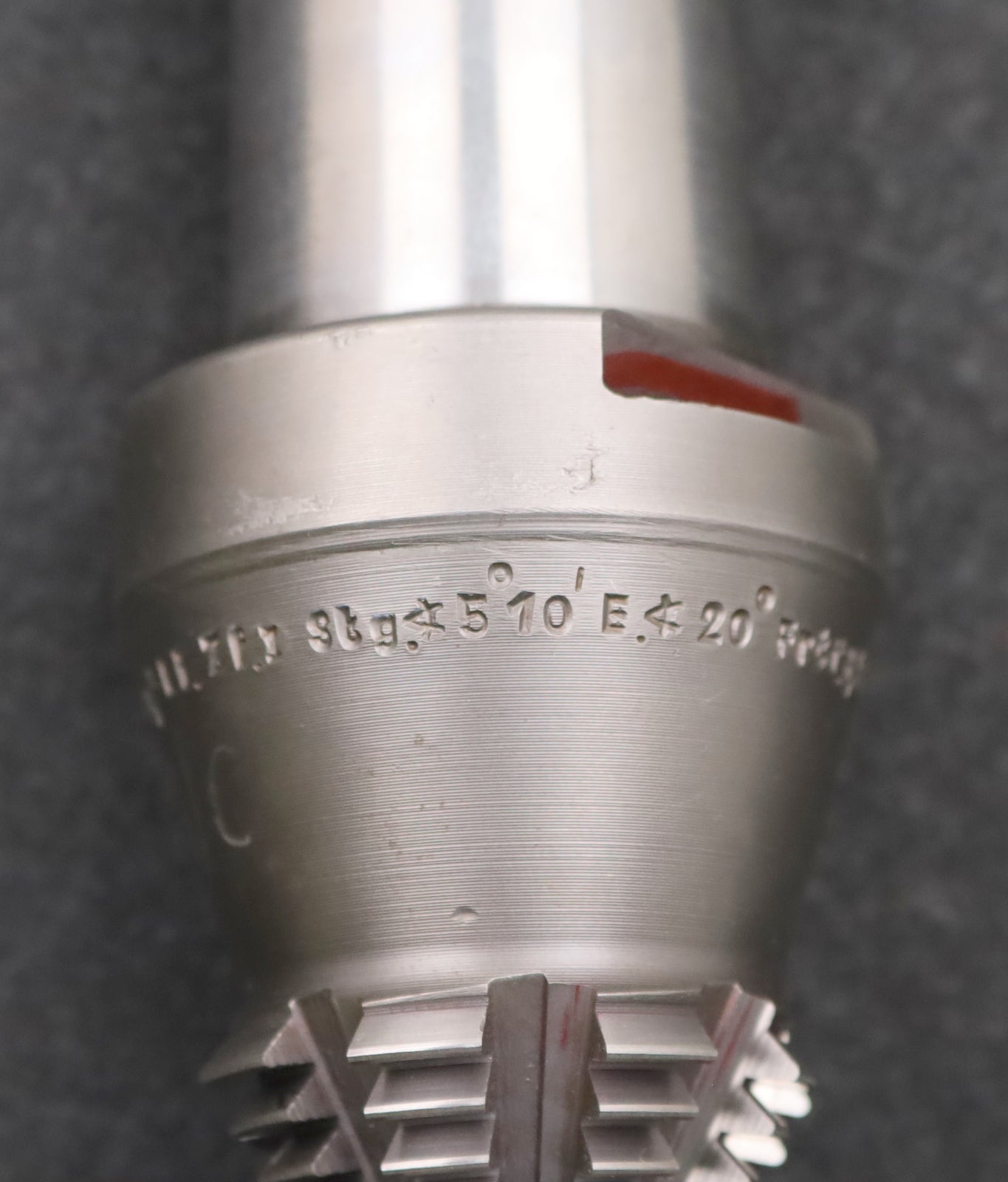 Bild des Artikels KLINGELNBERG-Palloid-Wälzfräser-m=-1,5-20°-EGW-Zahnform-I-1-gg.-Links