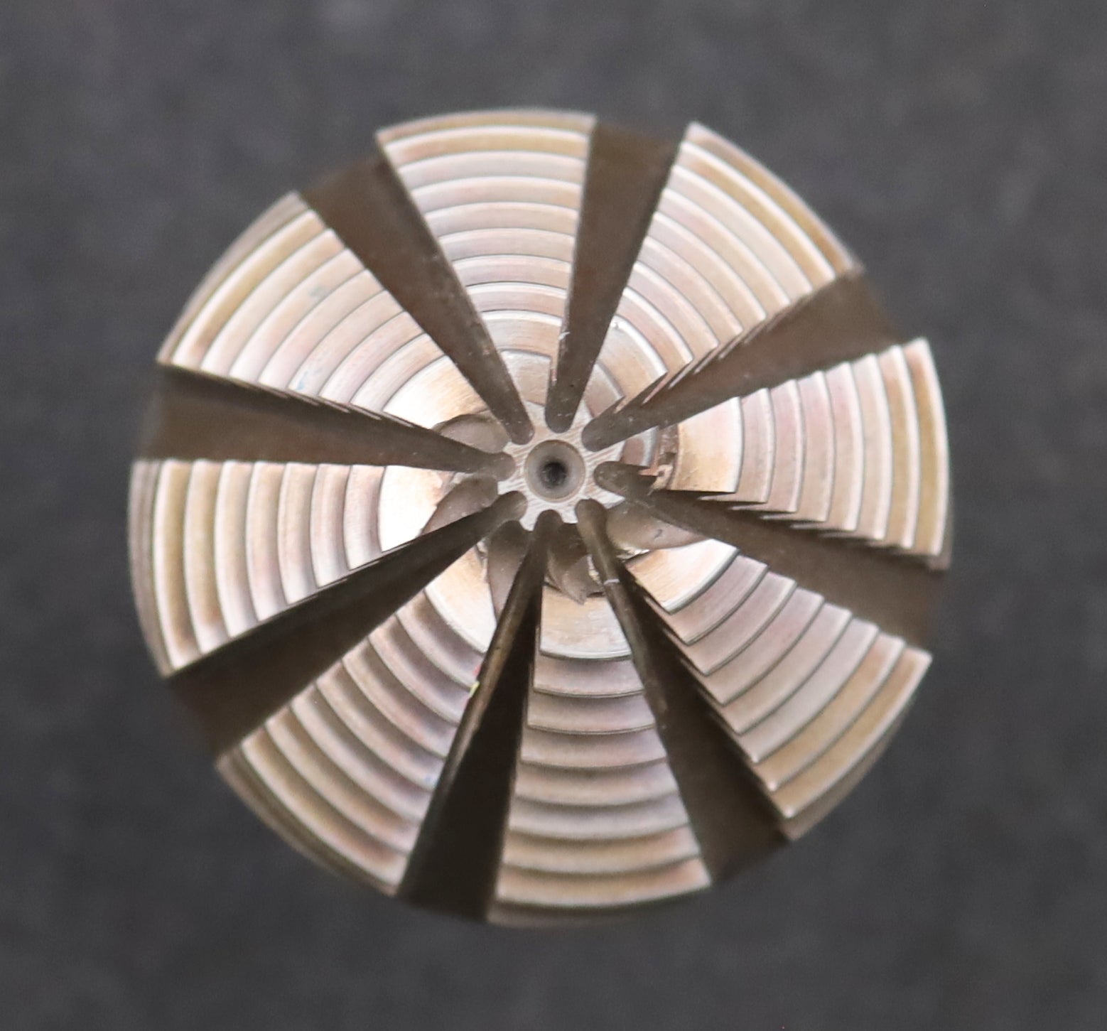 Bild des Artikels KLINGELNBERG-Palloid-Wälzfräser-m=-1,75-20°-EGW-Zahnform-I-1-gg.-Links-Rest-90%