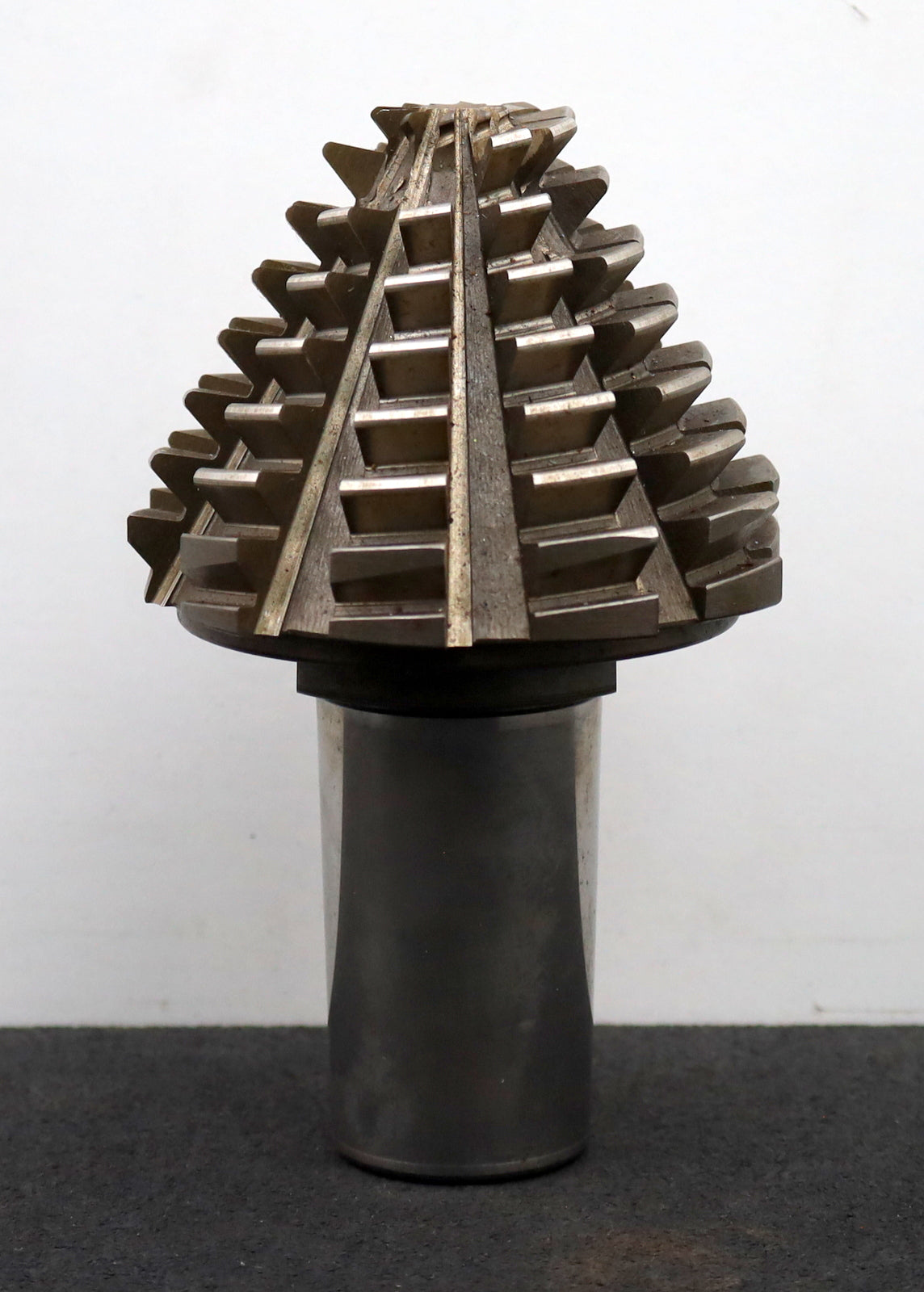 Bild des Artikels KLINGELNBERG-Palloid-Wälzfräser-m=-3,5-20°-EGW-Zahnform-I-1-gg.-Rechts-Rest-80%