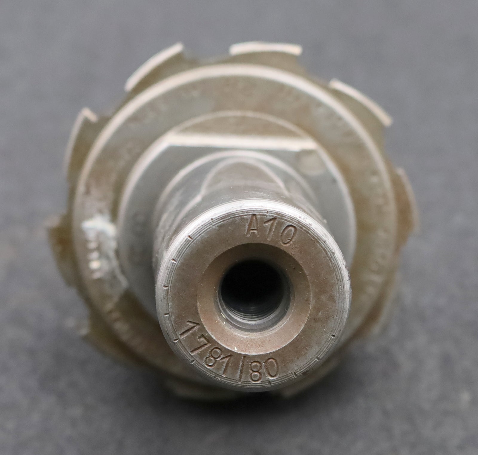 Bild des Artikels KLINGELNBERG-Palloid-Wälzfräser-m=-3,5-20°-EGW-Zahnform-I-1-gg.-Rechts-Rest-80%