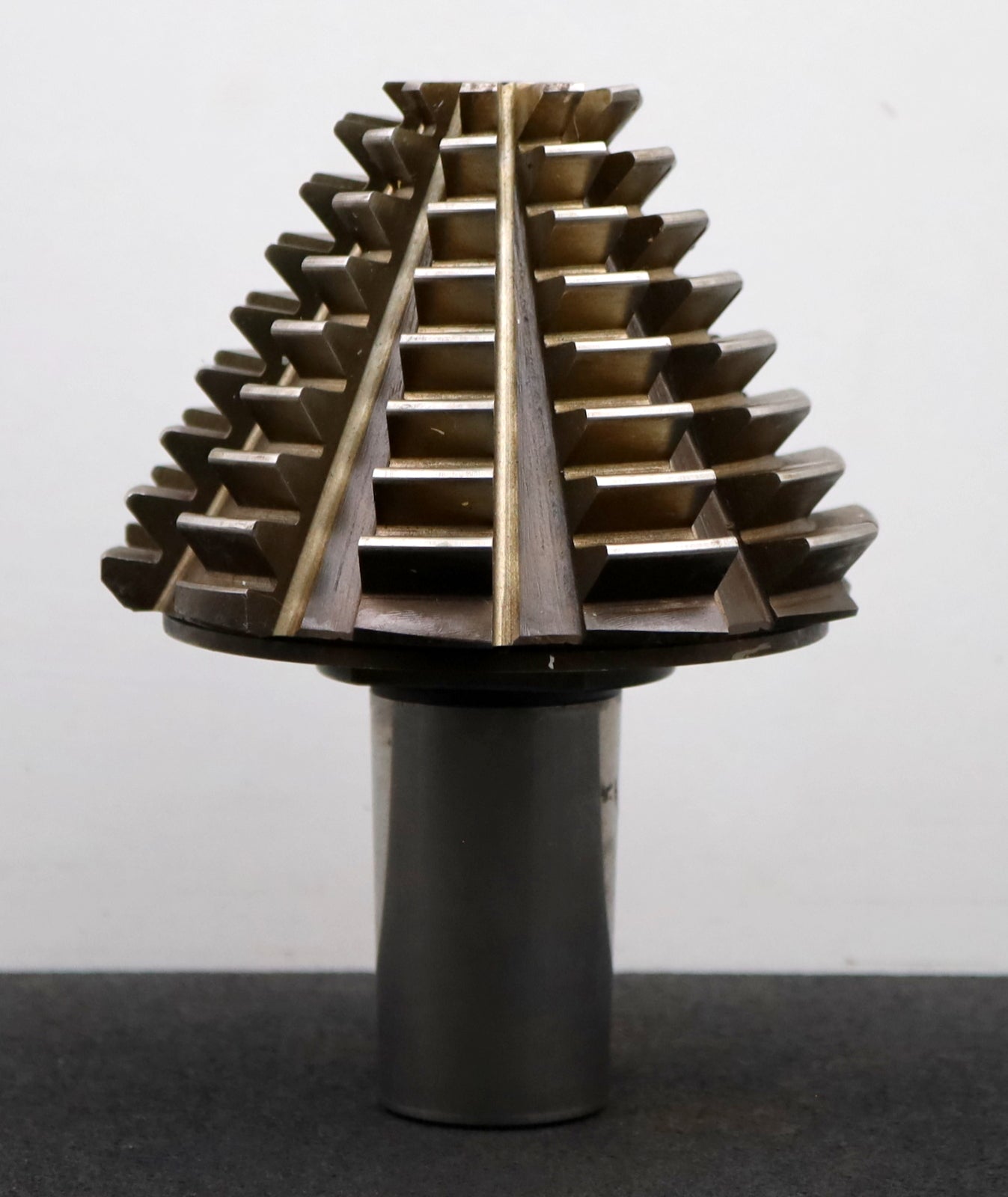 Bild des Artikels KLINGELNBERG-Palloid-Wälzfräser-m=-4-20°-EGW-Zahnform-I-1-gg.-Links-Rest-80%