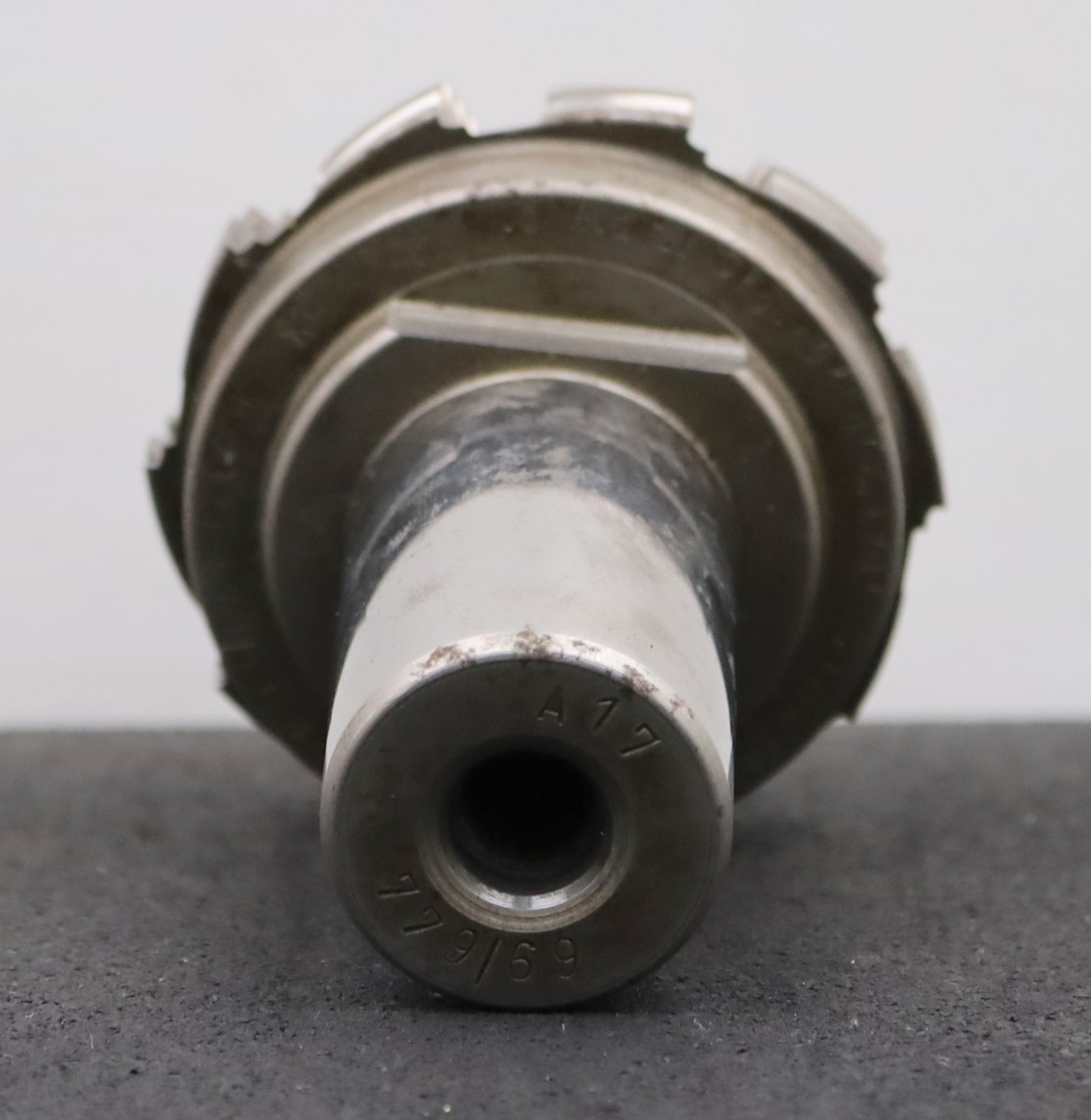 Bild des Artikels KLINGELNBERG-Palloid-Wälzfräser-m=-3-20°-EGW-Zahnform-I-1-gg.-Rechts