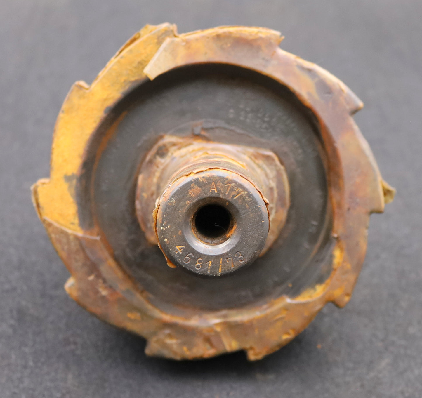 Bild des Artikels KLINGELNBERG-Palloid-Wälzfräser-m=-6-20°-EGW-Zahnform-III-1-gg.-Rechts