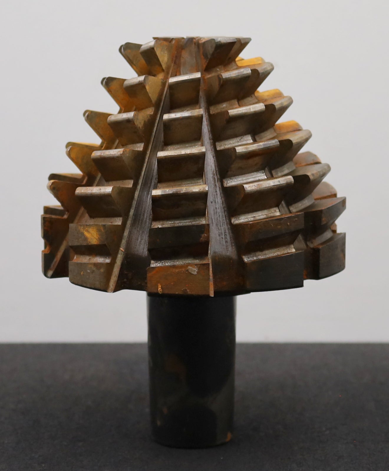 Bild des Artikels KLINGELNBERG-Palloid-Wälzfräser-m=-6-20°-EGW-Zahnform-I-1-gg.-Rechts-Rest-90%