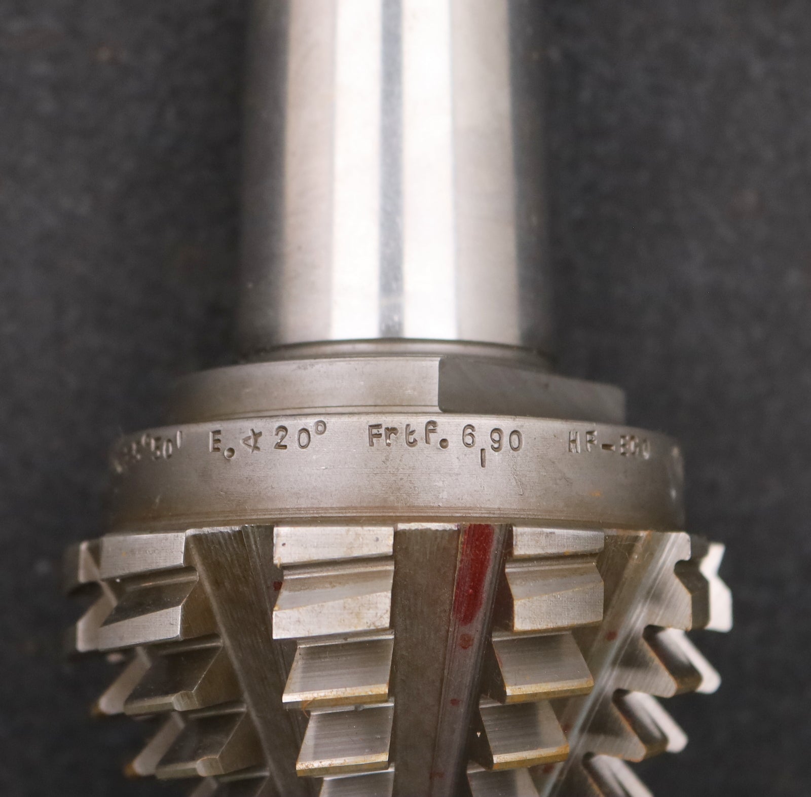 Bild des Artikels KLINGELNBERG-Palloid-Wälzfräser-m=-3-20°-EGW-Zahnform-I-1-gg.-Rechts-Rest-30%