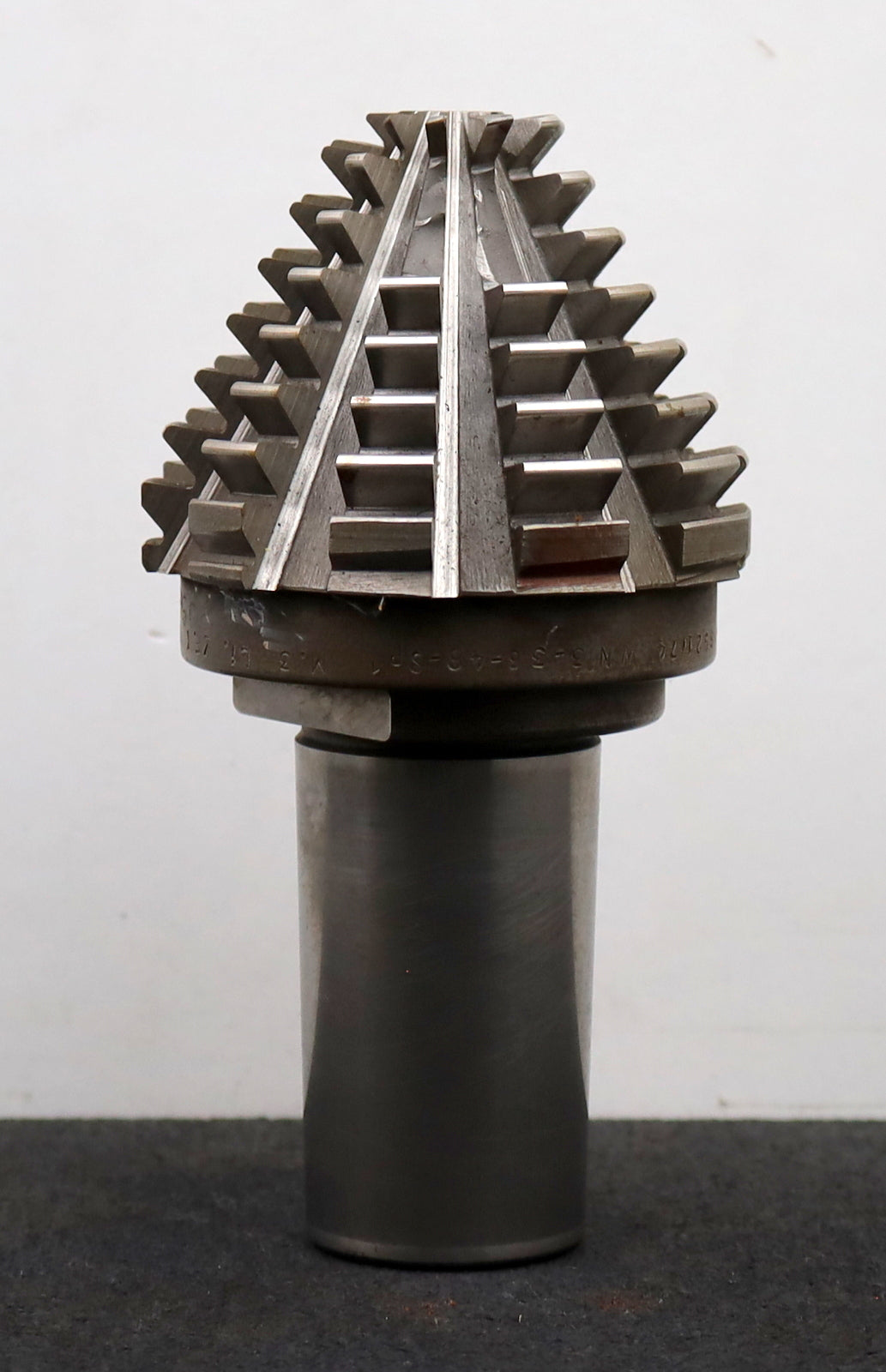 Bild des Artikels KLINGELNBERG-Palloid-Wälzfräser-m=-3-20°-EGW-Zahnform-I-1-gg.-Links-Rest-20%