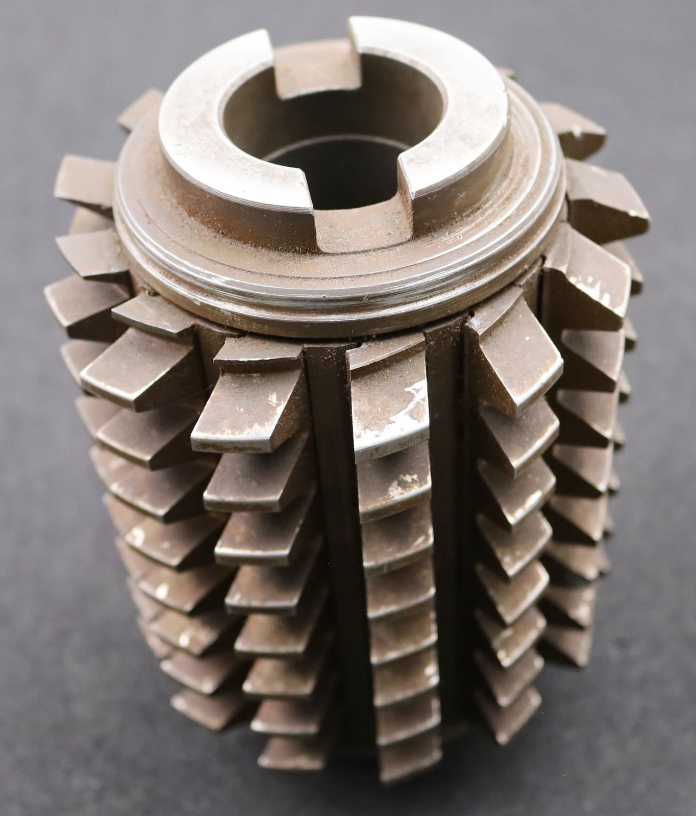 Bild des Artikels KLINGELNBERG-Zahnrad-Wälzfräser-gear-hob-m=5,0mm-20°-EGW--BPI-nach-DIN-3972