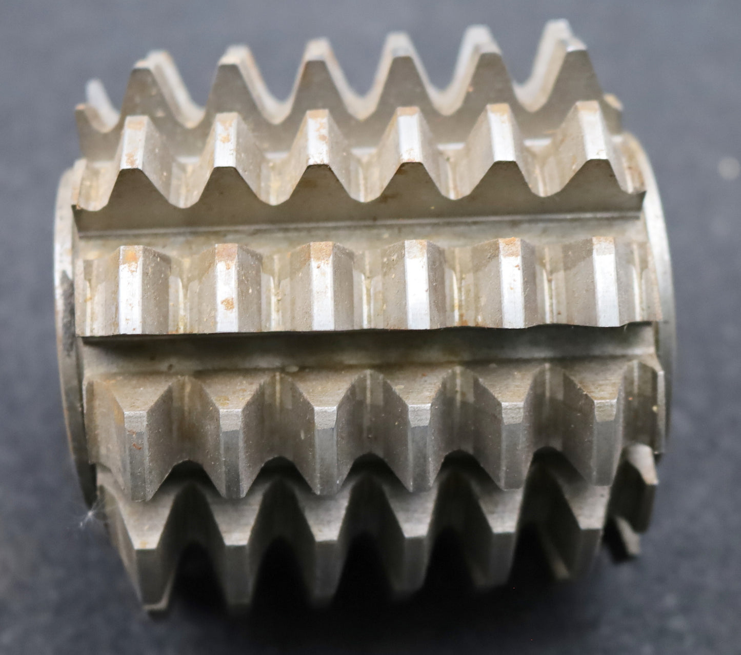 Bild des Artikels PWS-Zahnrad-Wälzfräser-gear-hob-m=4,0mm-BPII-nach-DIN-3972-20°-EGW-Ø67x58xØ27mm
