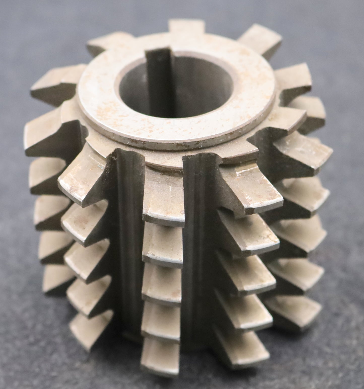 Bild des Artikels PWS-Zahnrad-Wälzfräser-gear-hob-m=4,5mm-BPIII-DIN-3972-20°-EGW-Ø110x136xØ40mm