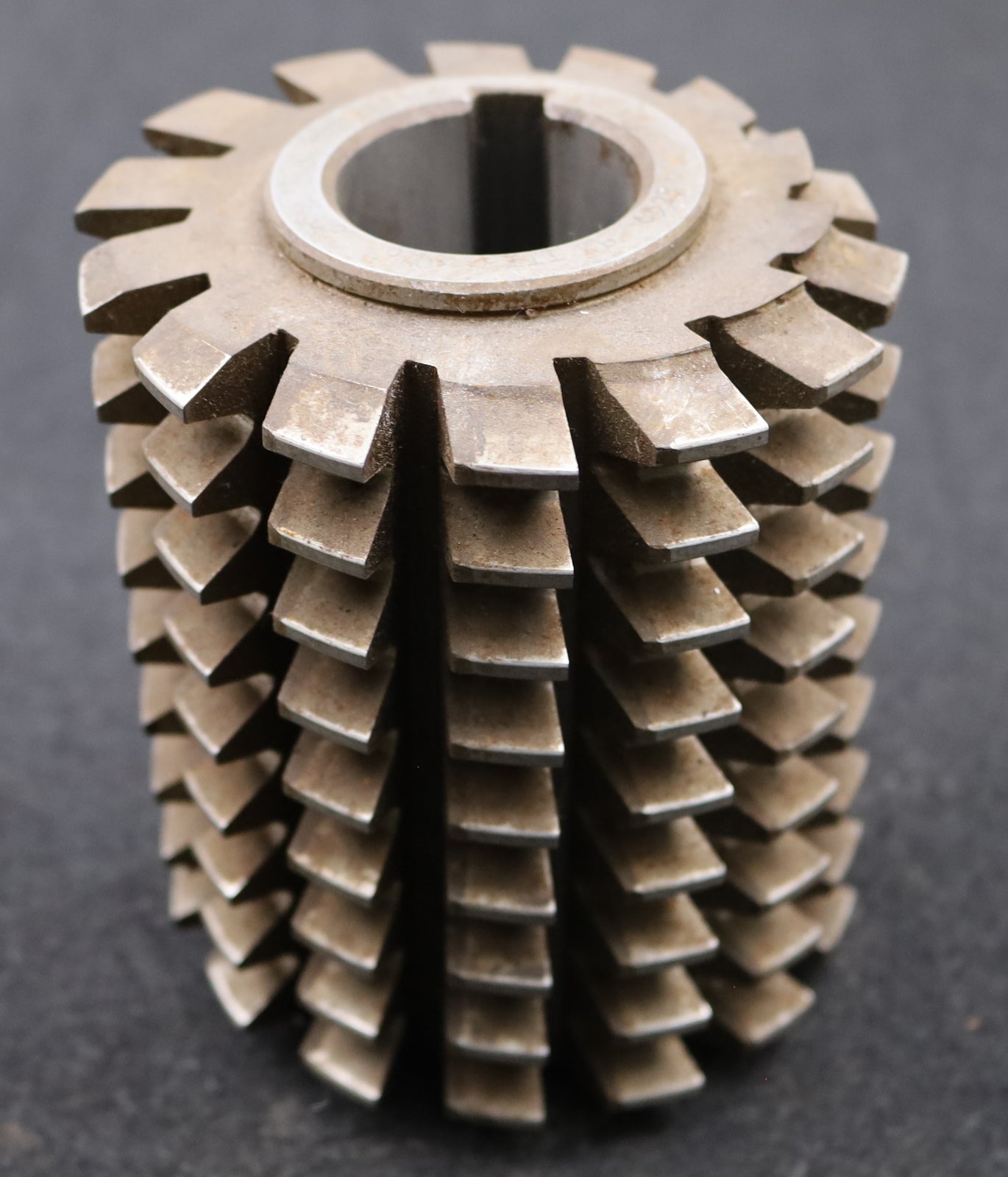 Bild des Artikels PWS-Zahnrad-Wälzfräser-gear-hob-m=4,5mm-BPIII-DIN-3972-20°-EGW-Ø110x135xØ32mm