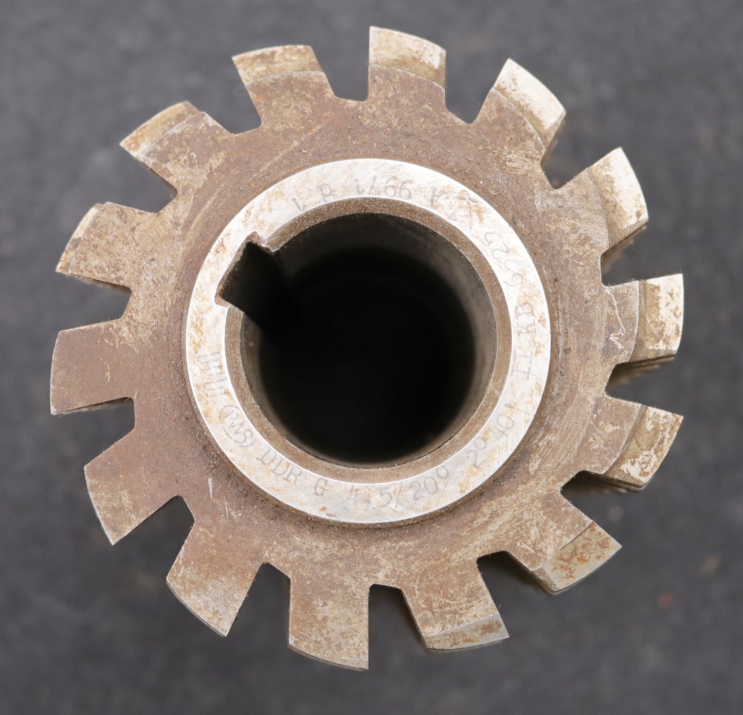 Bild des Artikels PWS-Zahnrad-Wälzfräser-gear-hob-m=4,5mm-BPII-nach-DIN-3972-20°-EGW-14-Spannuten