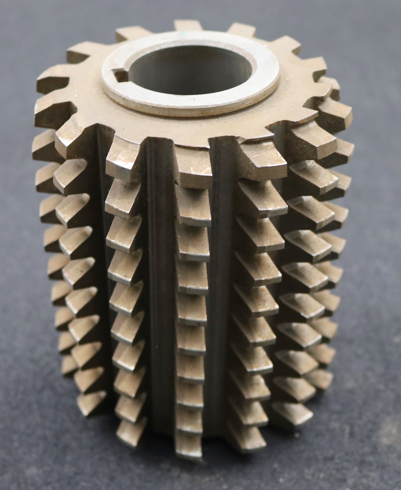 Bild des Artikels PWS-Zahnrad-Wälzfräser-gear-hob-m=4,0mm-BPII-nach-DIN-3972-20°-EGW-Rest-50%