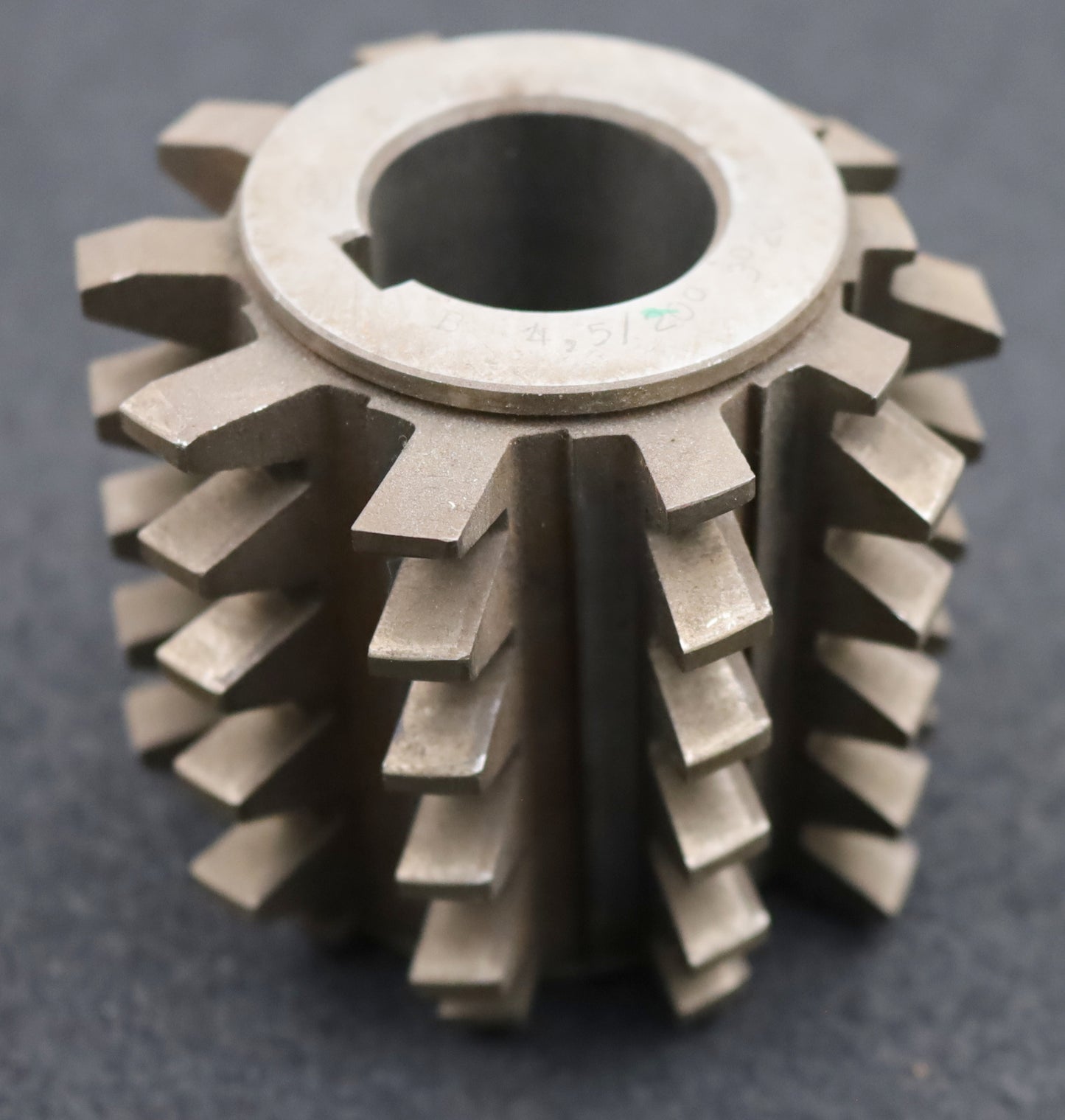 Bild des Artikels PWS-Zahnrad-Wälzfräser-gear-hob-m=4,5mm-BPII-nach-DIN-3972-20°-EGW