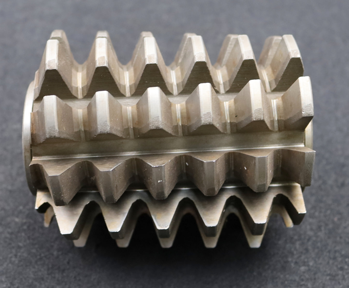 Bild des Artikels PWS-Zahnrad-Wälzfräser-gear-hob-m=7,0mm-BPII-nach-DIN-3972-20°-EGW-Ø110x135xØ40