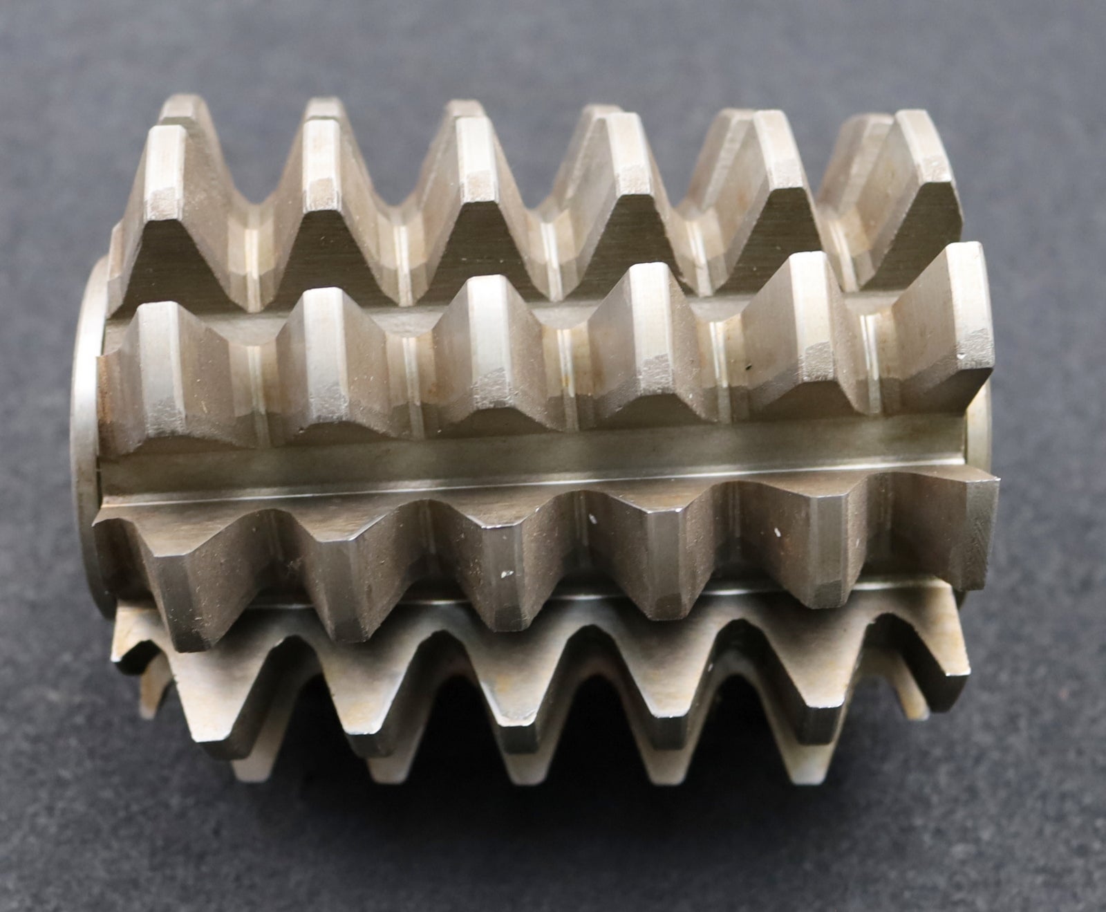 Bild des Artikels PWS-Zahnrad-Wälzfräser-gear-hob-m=7,0mm-BPII-nach-DIN-3972-20°-EGW-Ø110x135xØ40