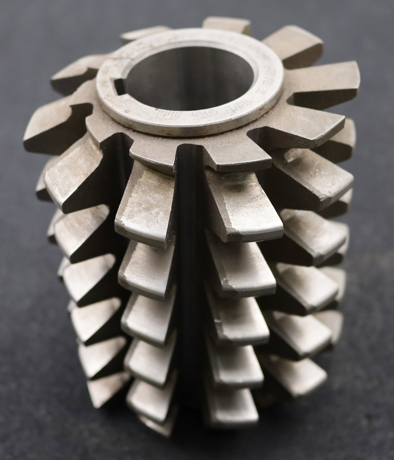 Bild des Artikels PWS-Zahnrad-Wälzfräser-gear-hob-m=7,0mm-BPII-nach-DIN-3972-20°-EGW-Rest-80%
