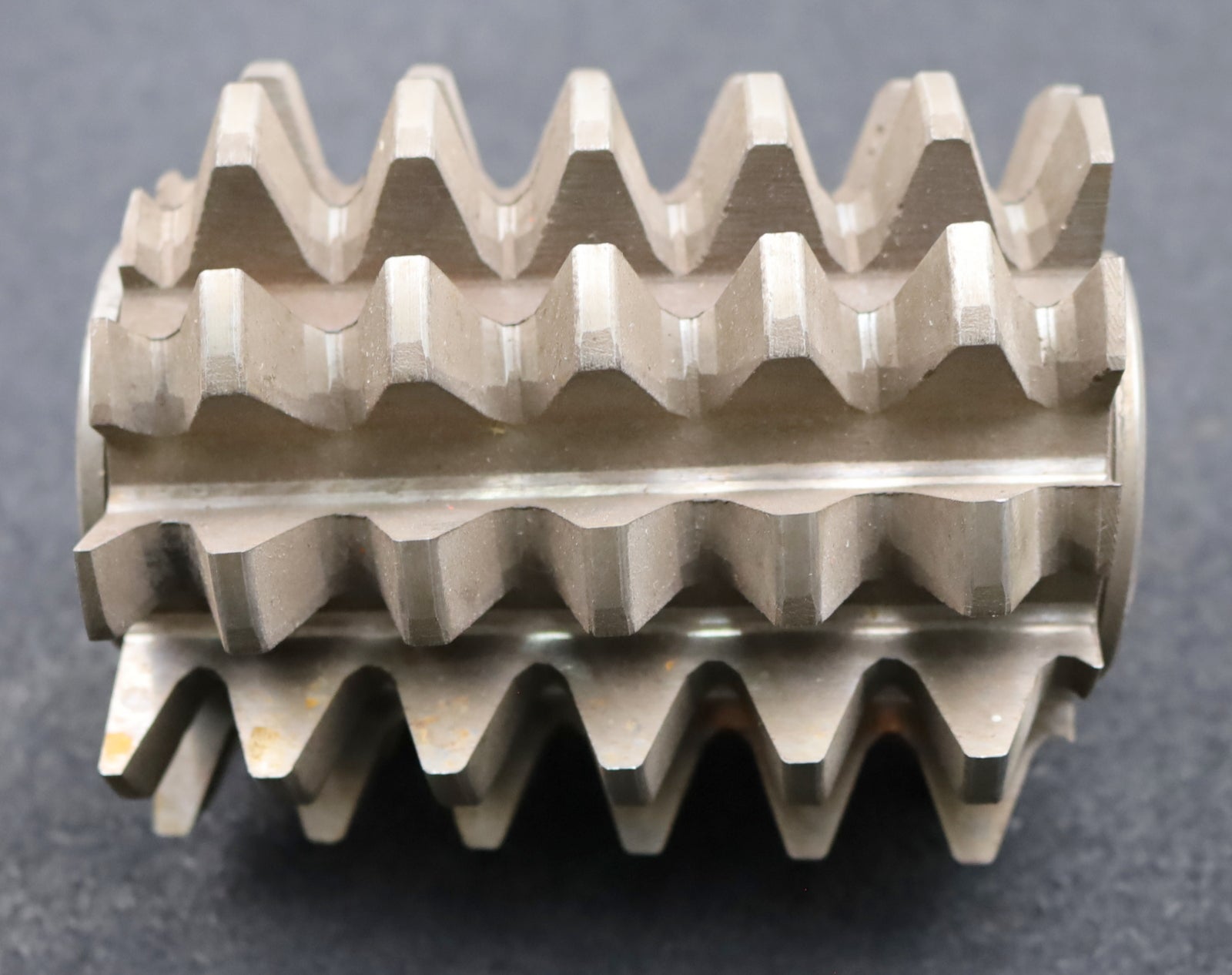 Bild des Artikels PWS-Zahnrad-Wälzfräser-gear-hob-m=7,0mm-BPII-nach-DIN-3972-20°-EGW-spiralgenutet