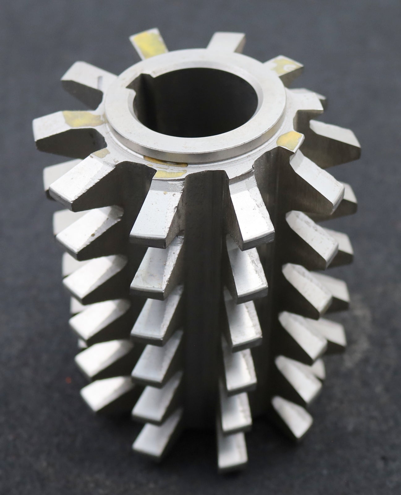 Bild des Artikels PWS-Zahnrad-Wälzfräser-gear-hob-m=7,0mm-BPIII-DIN-3972-20°-EGW-Ø110x135xØ40mm