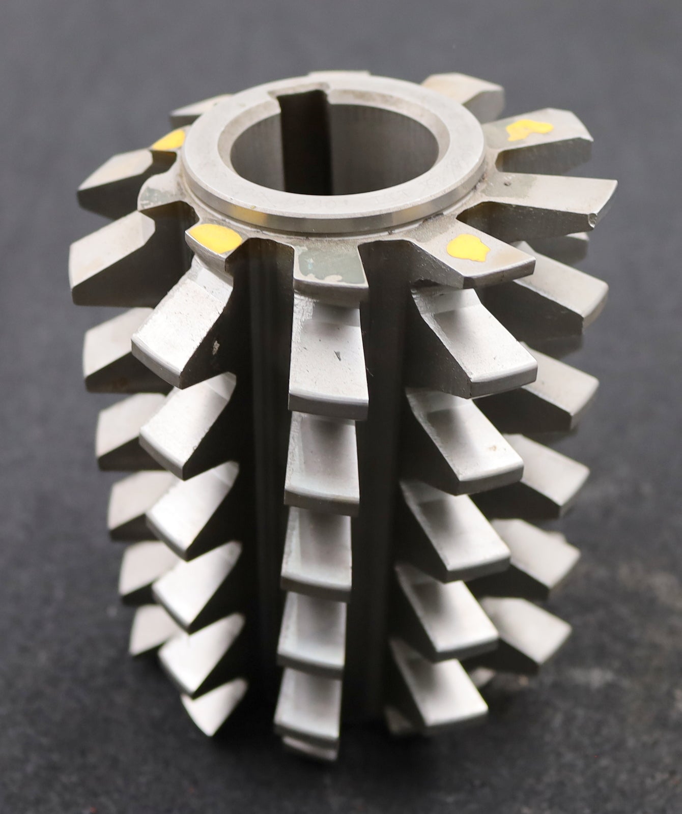 Bild des Artikels PWS-Zahnrad-Wälzfräser-gear-hob-m=7,0mm-BPIII-nach-DIN-3972-20°-EGW-Rest-70%