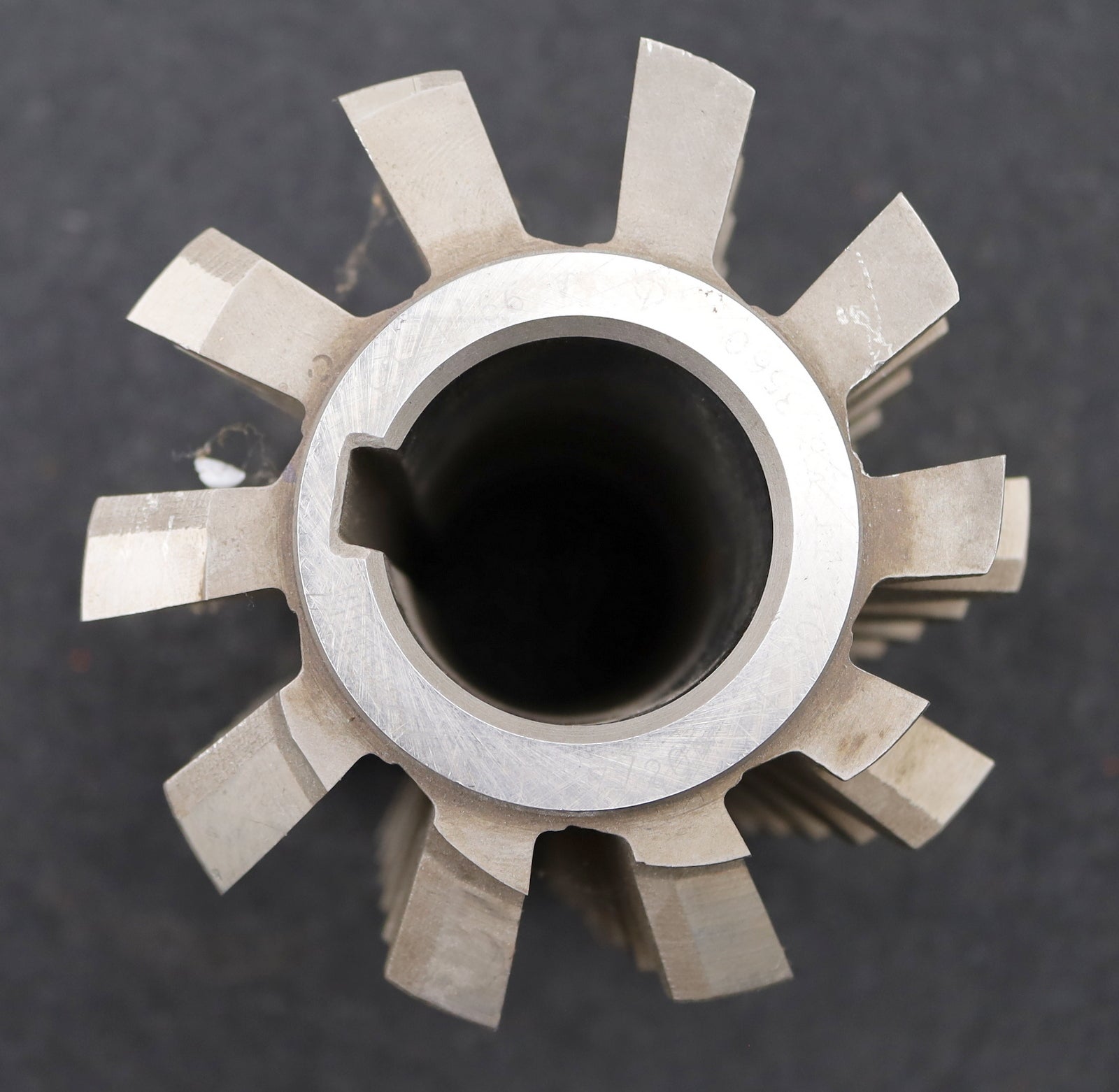 Bild des Artikels PWS-Zahnrad-Wälzfräser-gear-hob-m=7,0mm-BPII-nach-DIN-3972-20°-EGW-Rest-60%