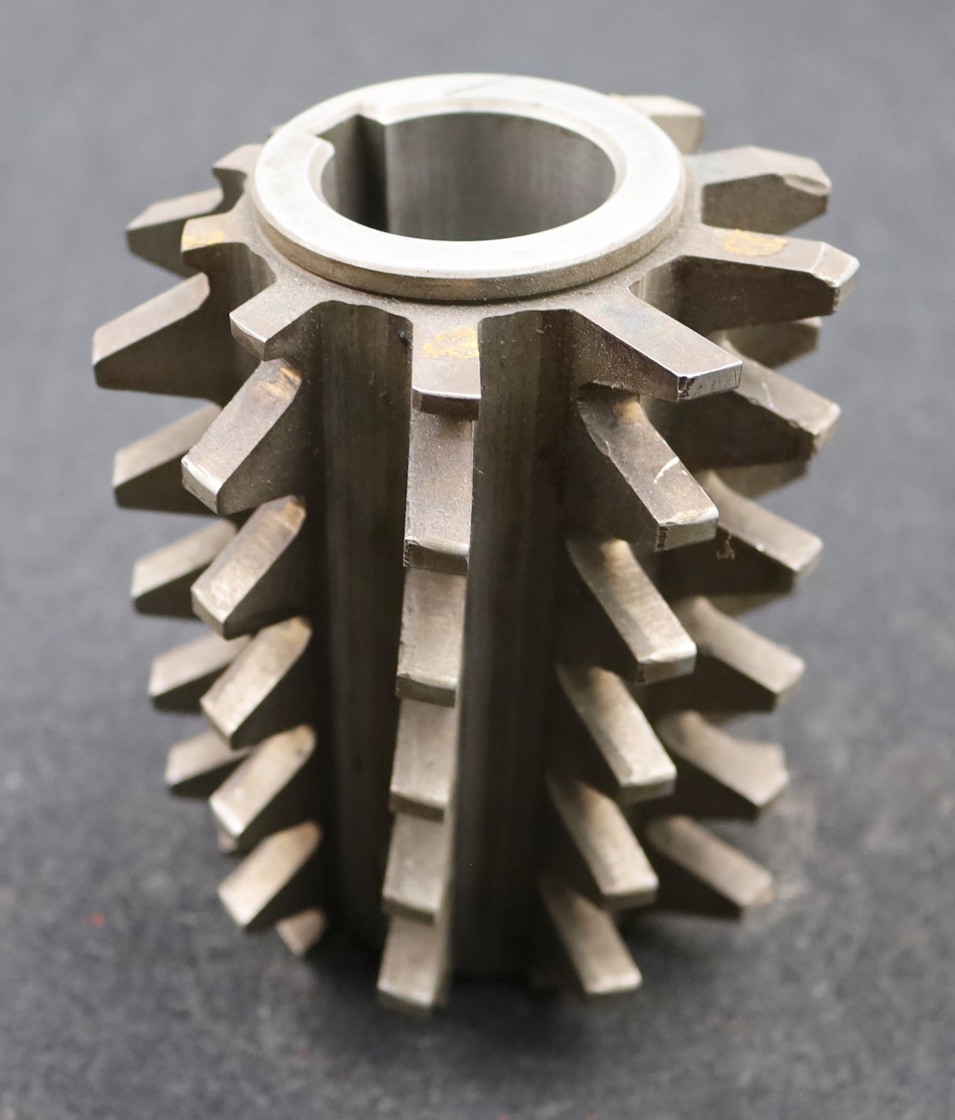 Bild des Artikels PWS-Zahnrad-Wälzfräser-gear-hob-m=7,0mm-BPIII-nach-DIN-3972-20°-EGW-Rest-30%
