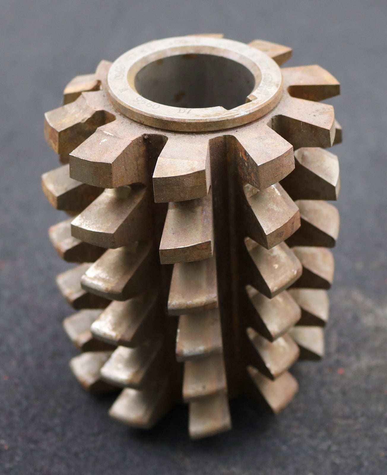 Bild des Artikels PWS-Zahnrad-Wälzfräser-gear-hob-m=7,0mm-BPII-nach-DIN-3972-20°-EGW-1gg.-Re.