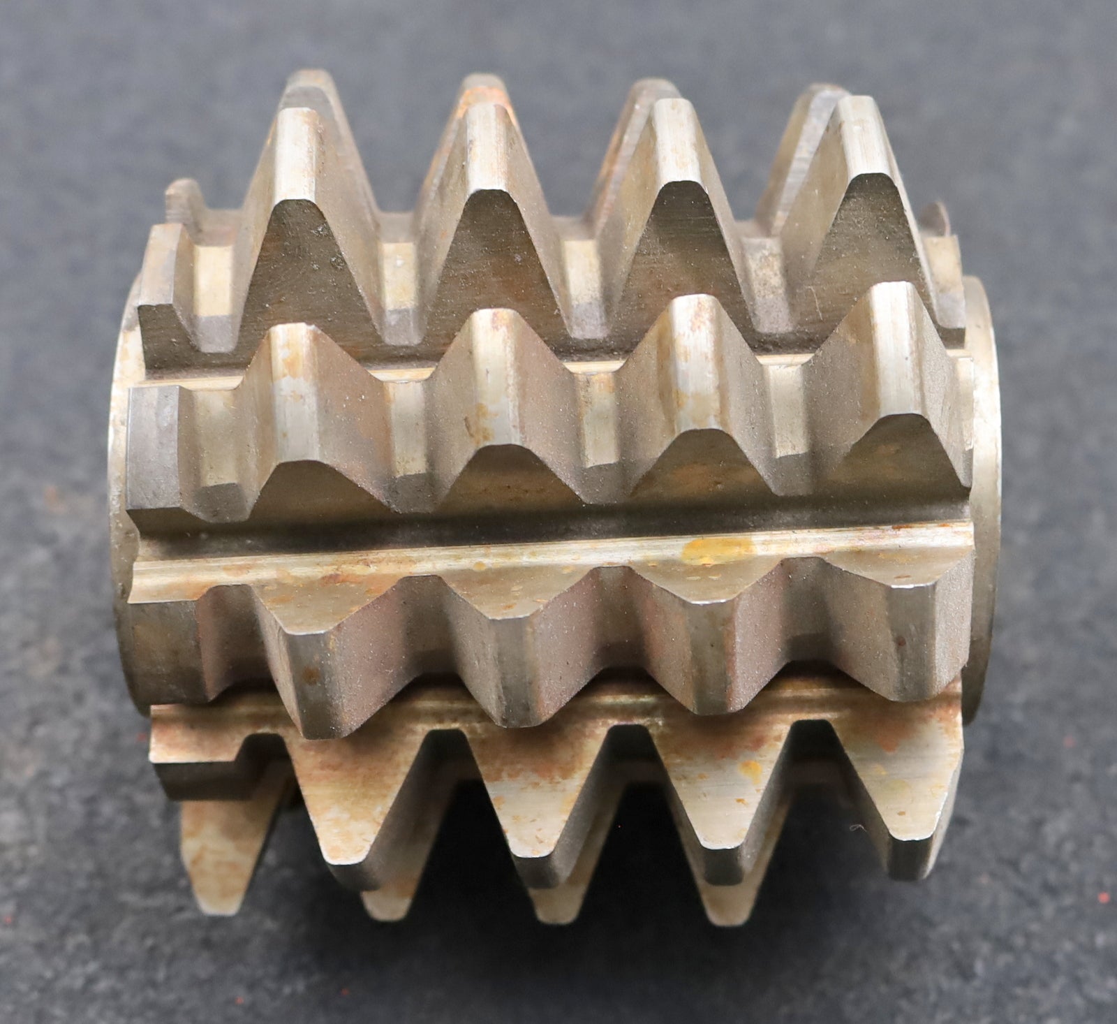 Bild des Artikels Markenlos-Zahnrad-Wälzfräser-gear-hob-m=7,0mm-BPII-nach-DIN-3972-20°-EGW