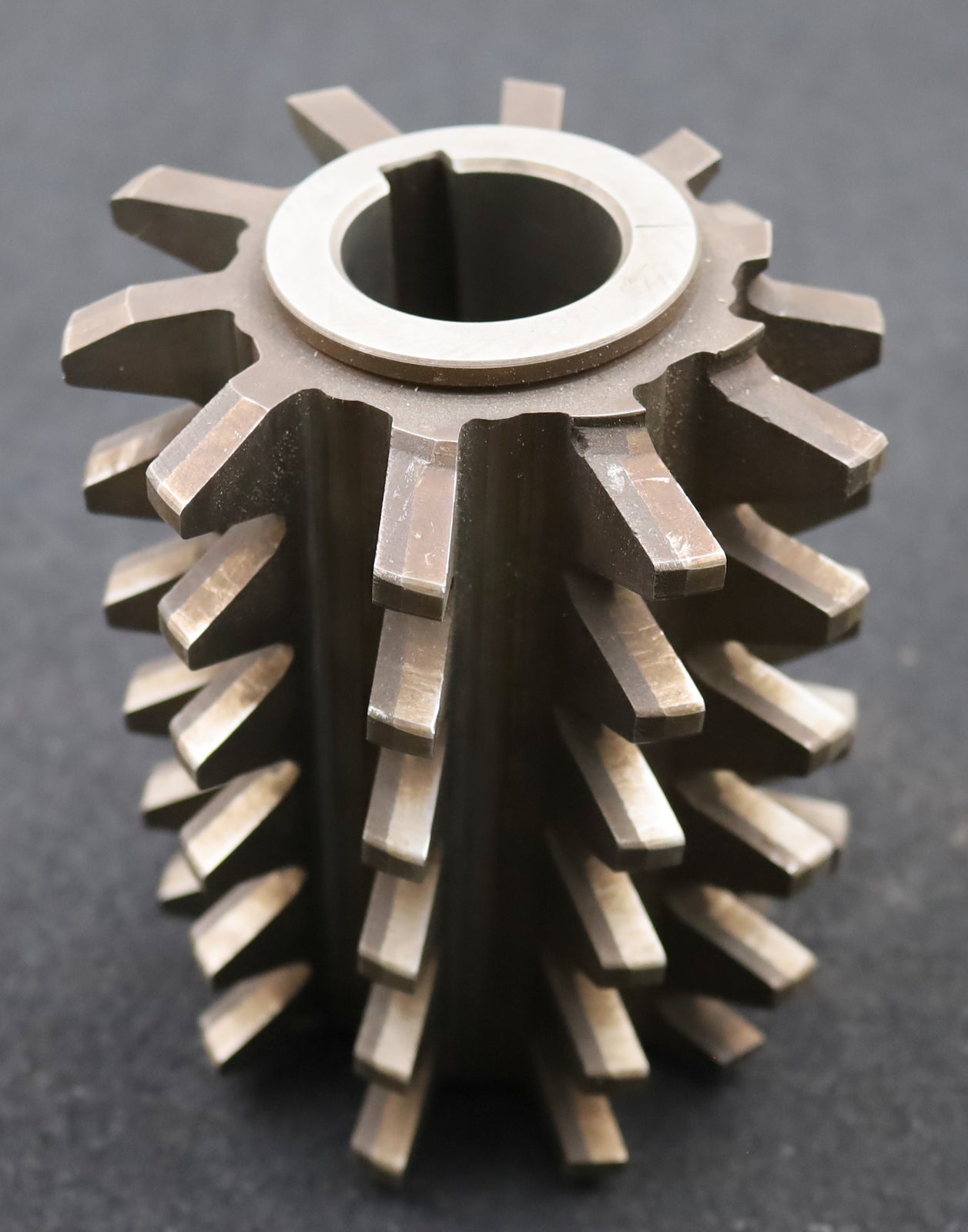 Bild des Artikels PWS-Zahnrad-Wälzfräser-gear-hob-m=8,0mm-BPIII-DIN-3972-20°-EGW-Ø121x150xØ40mm