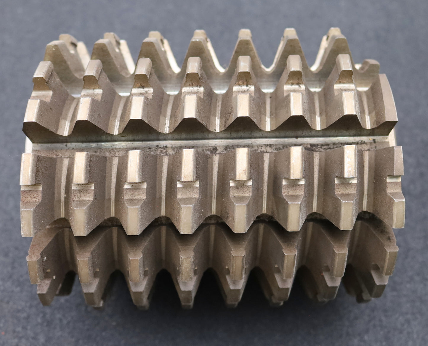 Bild des Artikels PWS-Zahnrad-Wälzfräser-gear-hob-m=7,0mm-BPII-nach-DIN-3972-20°-EGW-Rest-90%