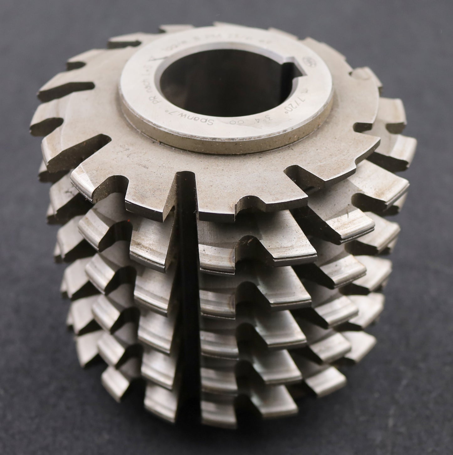 Bild des Artikels PWS-Zahnrad-Wälzfräser-gear-hob-m=7,0mm-20°-EGW-Ø148x140xØ50mm-mit-LKN