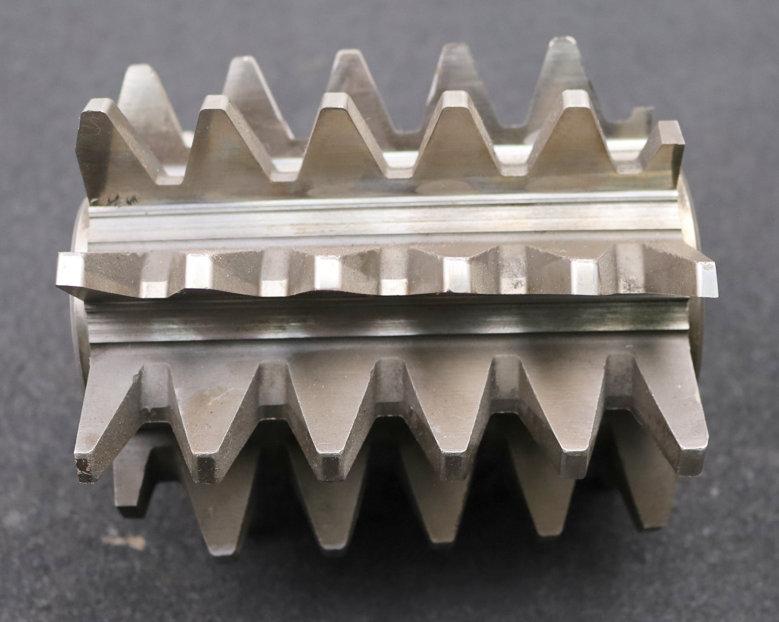 Bild des Artikels PWS-Zahnrad-Wälzfräser-gear-hob-m=8,0mm-BPIII-DIN-3972-20°-EGW-Ø119x140xØ40mm