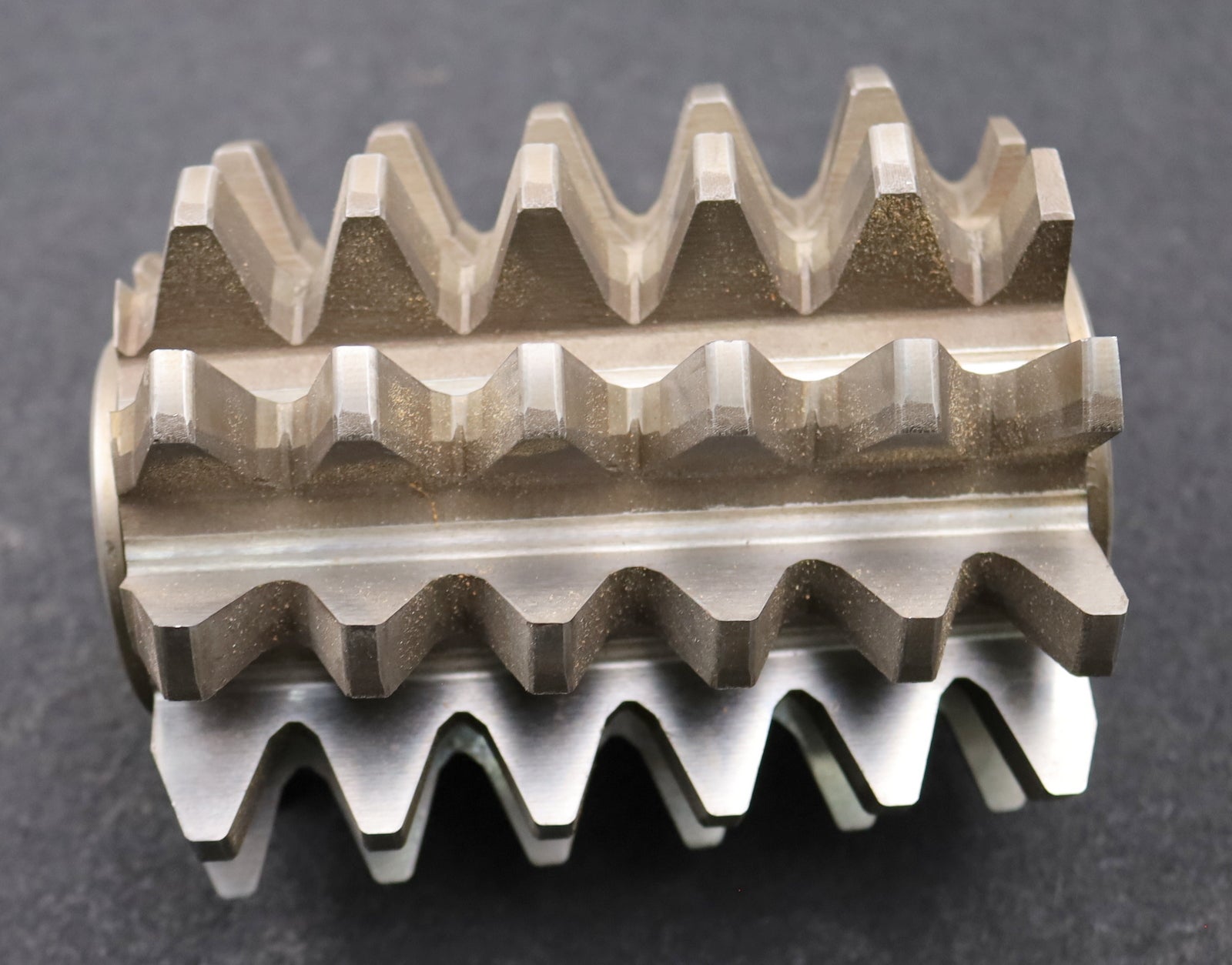 Bild des Artikels PWS-Zahnrad-Wälzfräser-gear-hob-m=8,0mm-BPII-nach-DIN-3972-20°-EGW-1gg.-Links