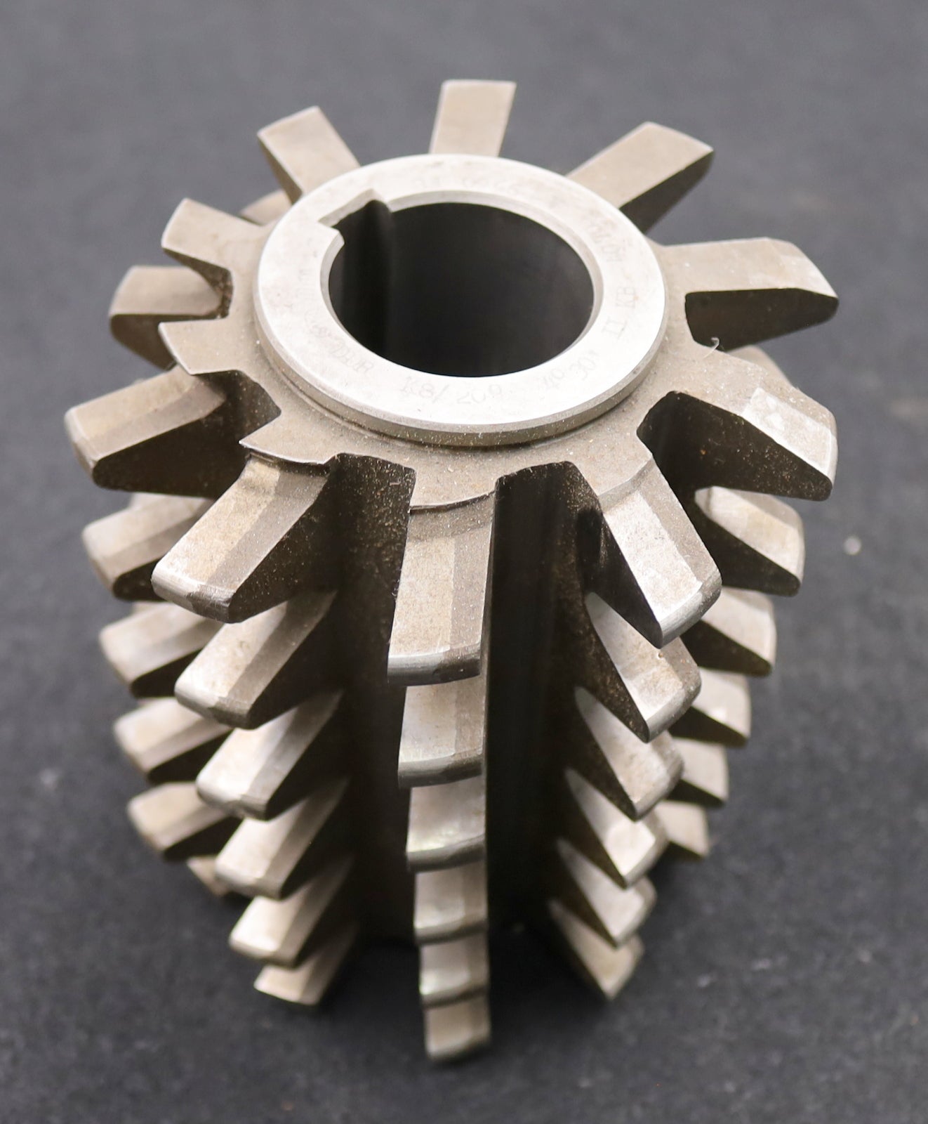 Bild des Artikels PWS-Zahnrad-Wälzfräser-gear-hob-m=8,0mm-BPII-nach-DIN-3972-20°-EGW-1gg.-Re