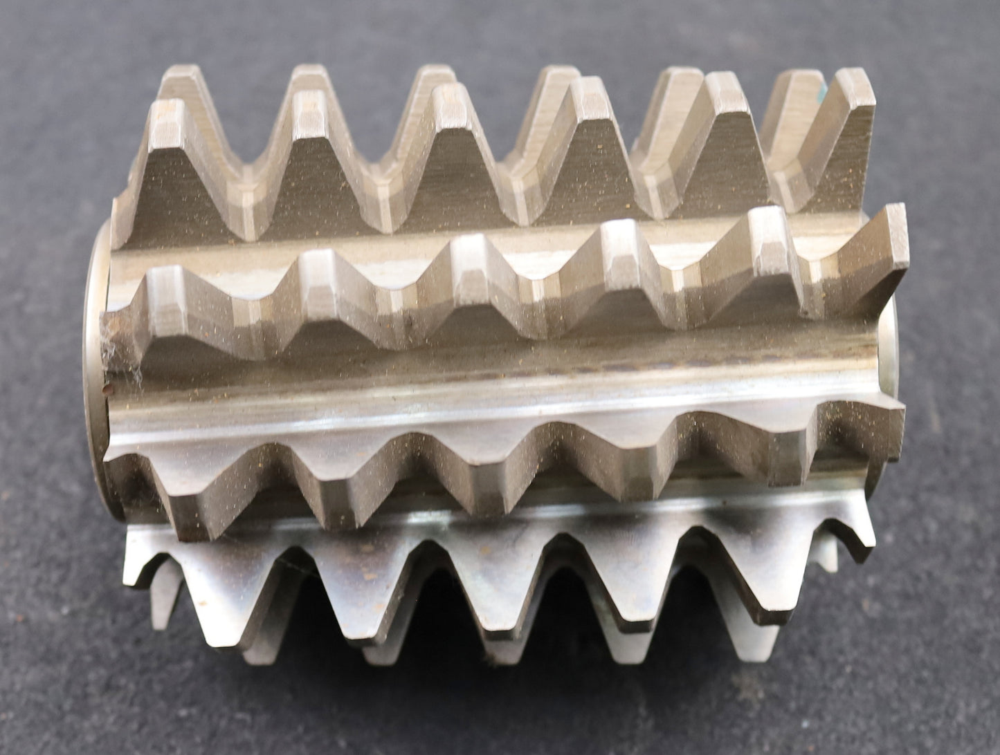 Bild des Artikels PWS-Zahnrad-Wälzfräser-gear-hob-m=8,0mm-BPII-nach-DIN-3972-20°-EGW-1gg.-Rechts