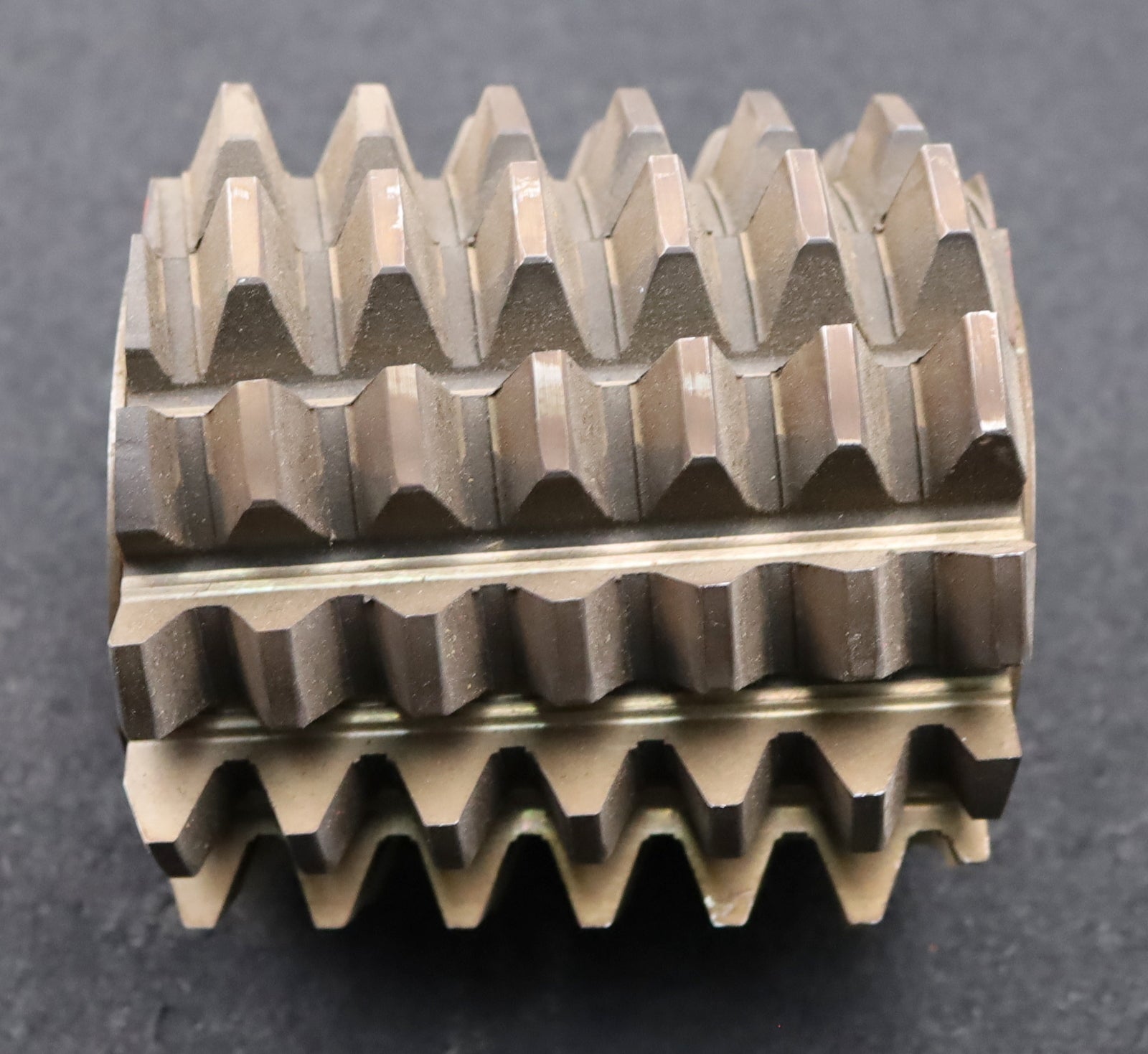 Bild des Artikels MAY-Zahnrad-Wälzfräser-gear-hob-m=6,0mm-20°-EGW-Ø123x125xØ40mm-mit-LKN